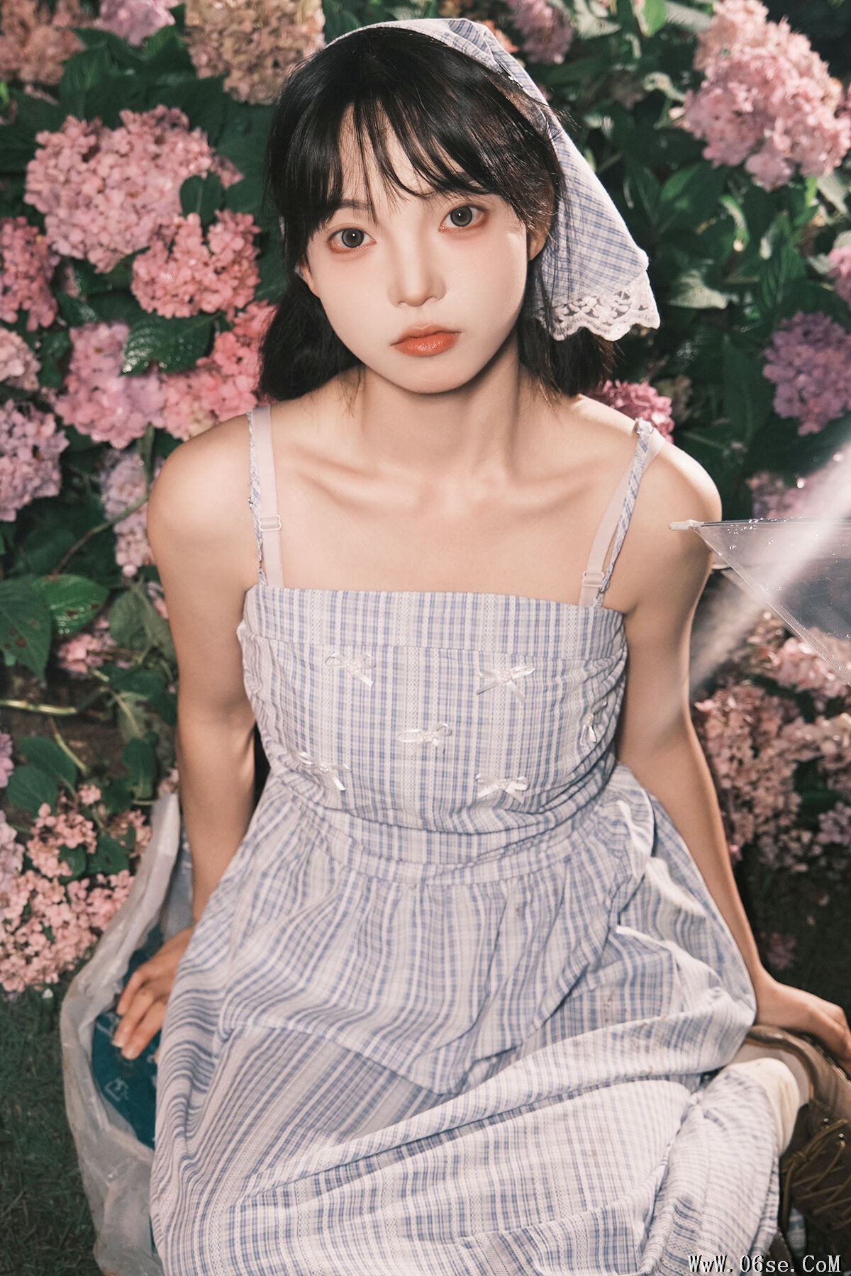 YiTuYu艺图语 Vol.7229 Jiu Cai He Zi[32P]-六色网