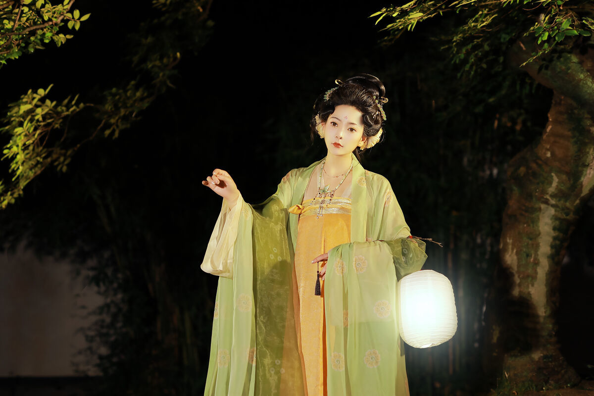 图片[21]-YiTuYu艺图语 Vol.7688 Mao Zi Zi[23P]-六色网