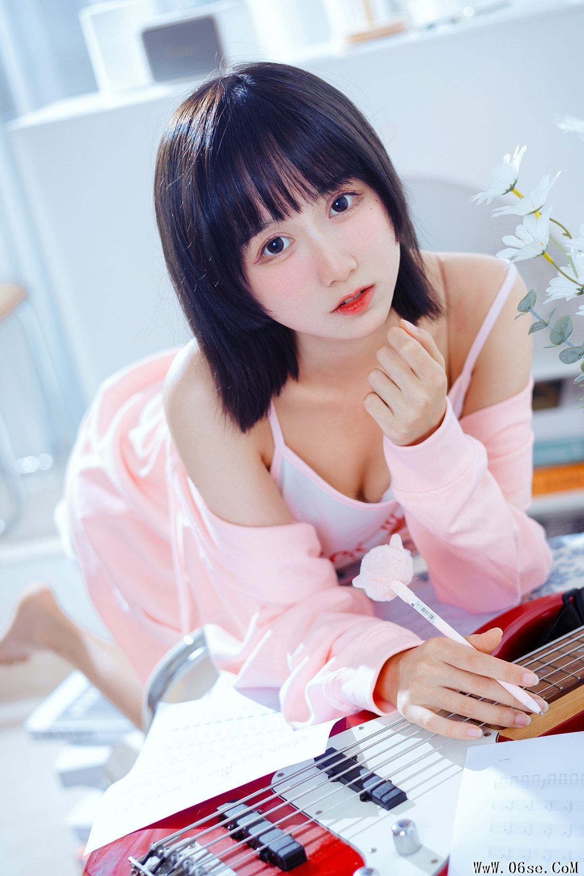 YiTuYu艺图语 Vol.4020 Mu Mian Mian VWV[26P]-六色网