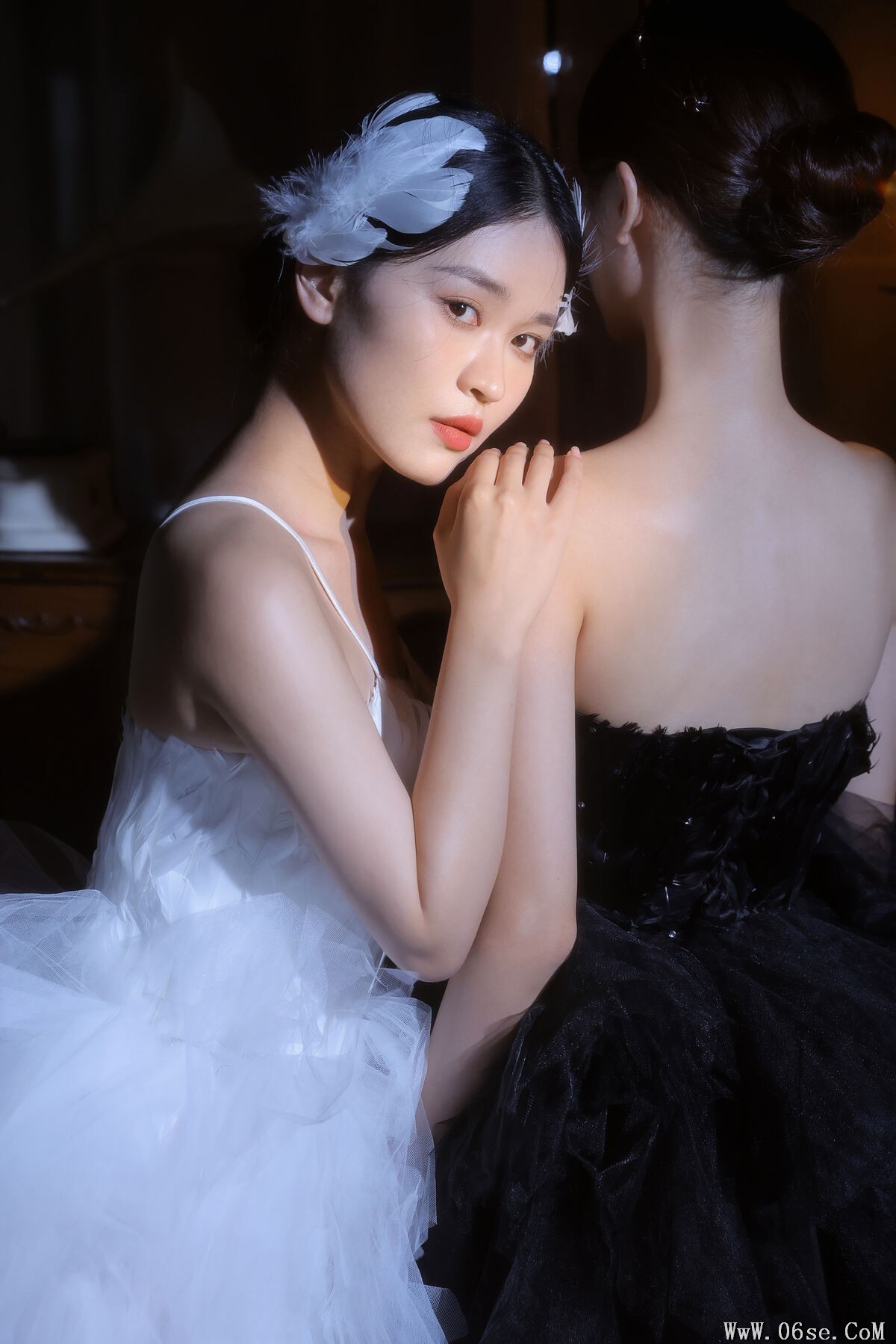 图片[20]-YiTuYu艺图语 Vol.7389 Tina[28P]-六色网