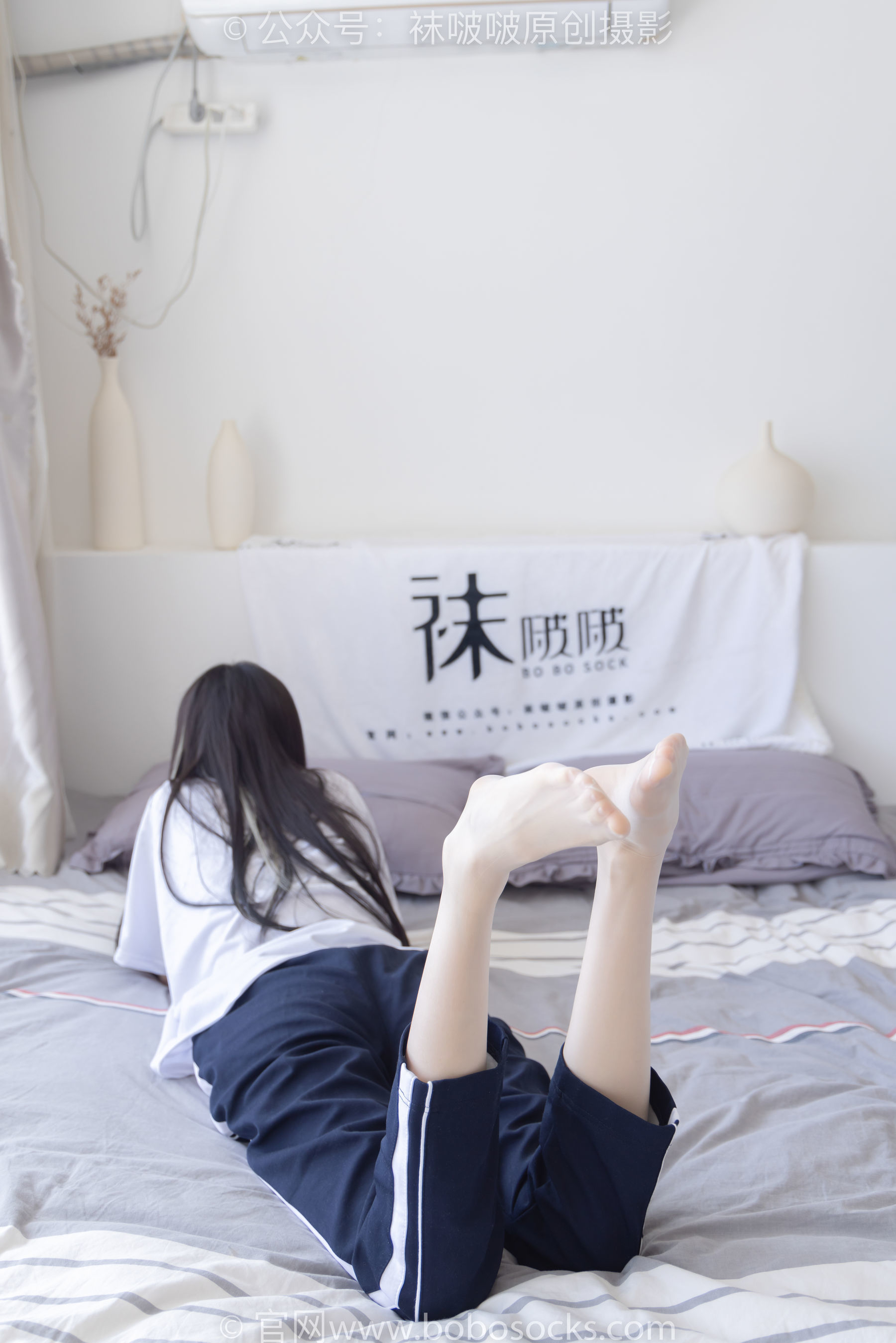 图片[117]-BoBoSocks袜啵啵 No.207 稚予 -aj板鞋、白棉袜、油亮白丝、校服裤里丝[140P]-六色网