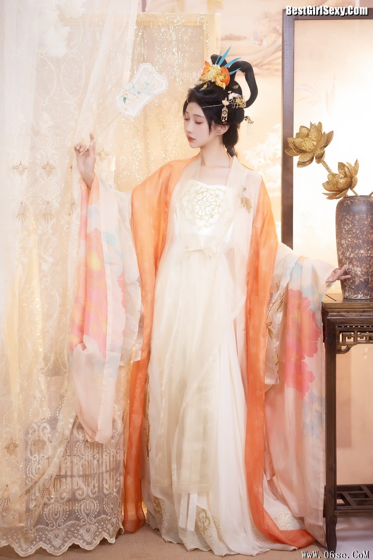 图片[22]-YiTuYu艺图语 Vol.4005 Qi Luo Sheng De Xiao Su Su[30P]-六色网