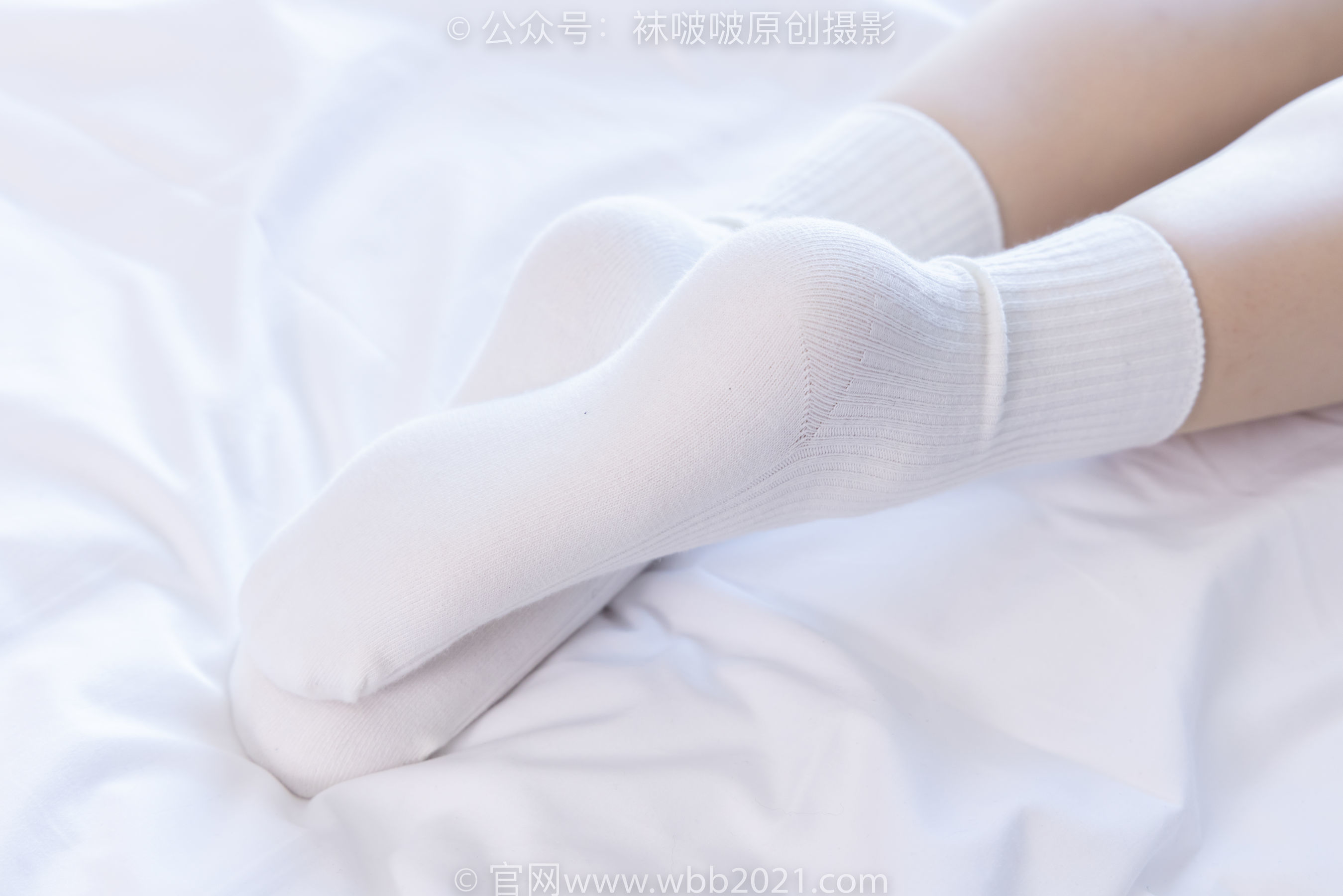 图片[154]-BoBoSocks袜啵啵 No.368 甜甜圈 -运动鞋、白棉袜、油亮肉丝[160P]-六色网