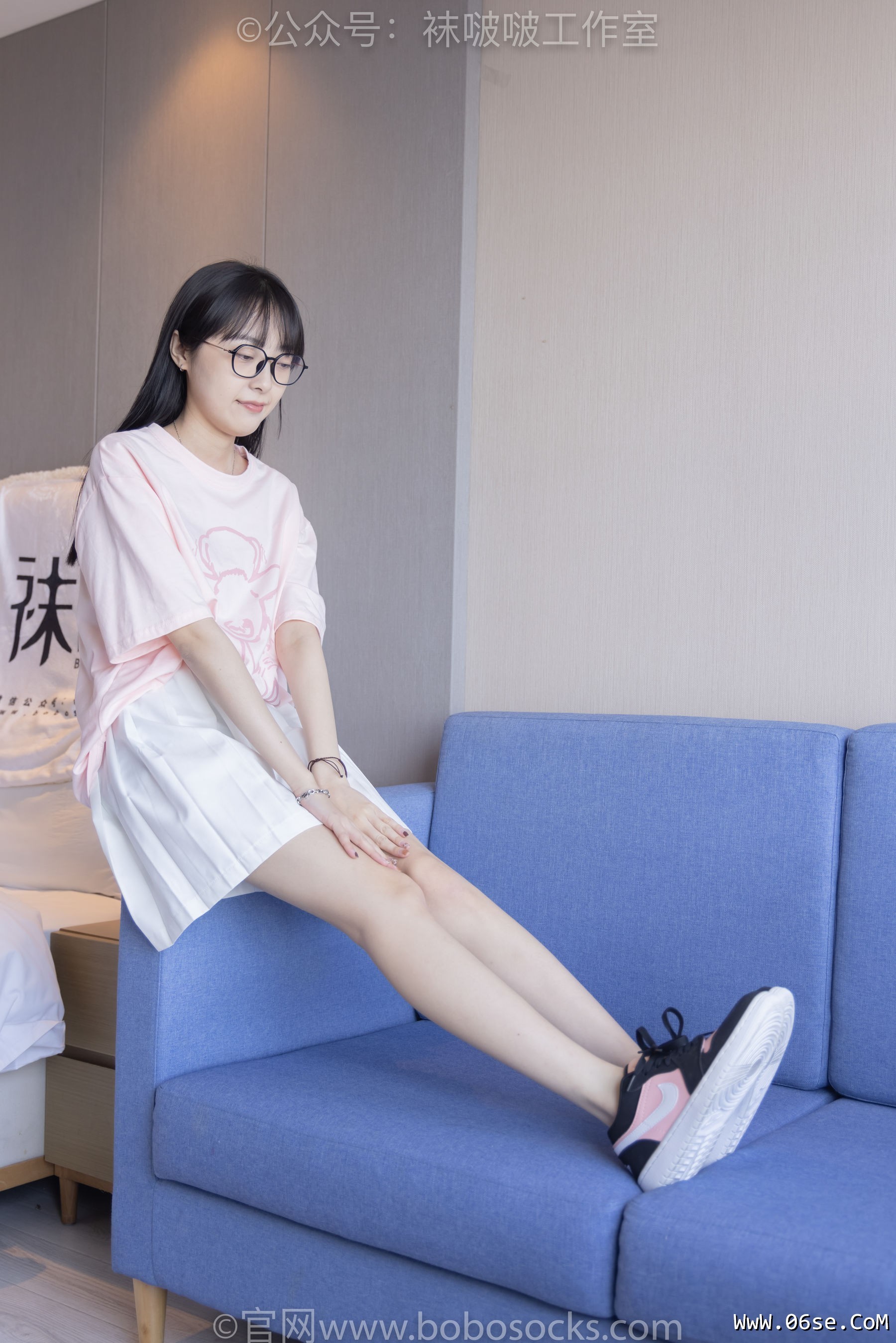 图片[95]-BoBoSocks袜啵啵 No.091 稚予-板鞋、淡粉色船袜、黑色船袜、裸足[148P]-六色网