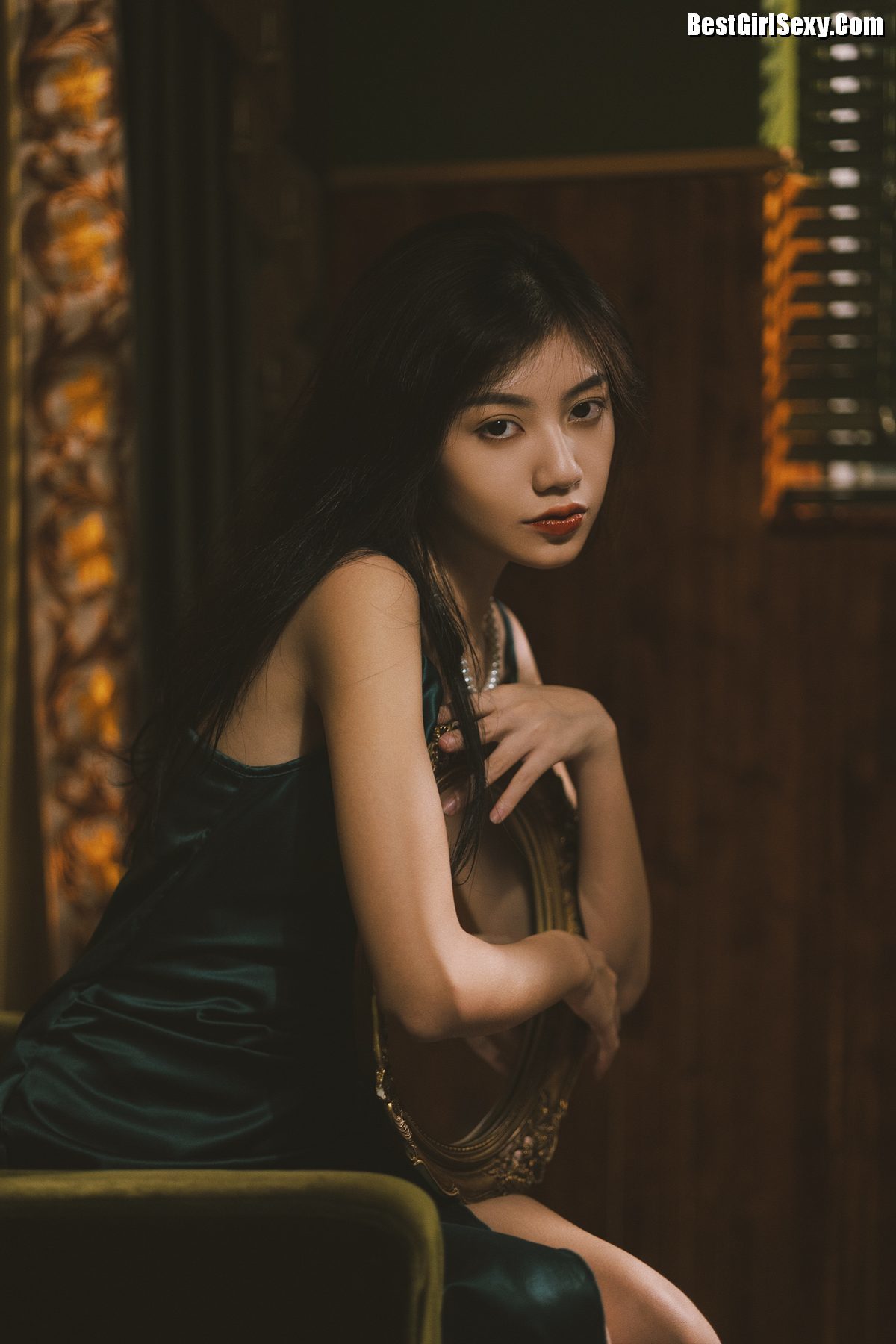 图片[38]-YiTuYu艺图语 Vol.3981 Chu Chu[47P]-六色网