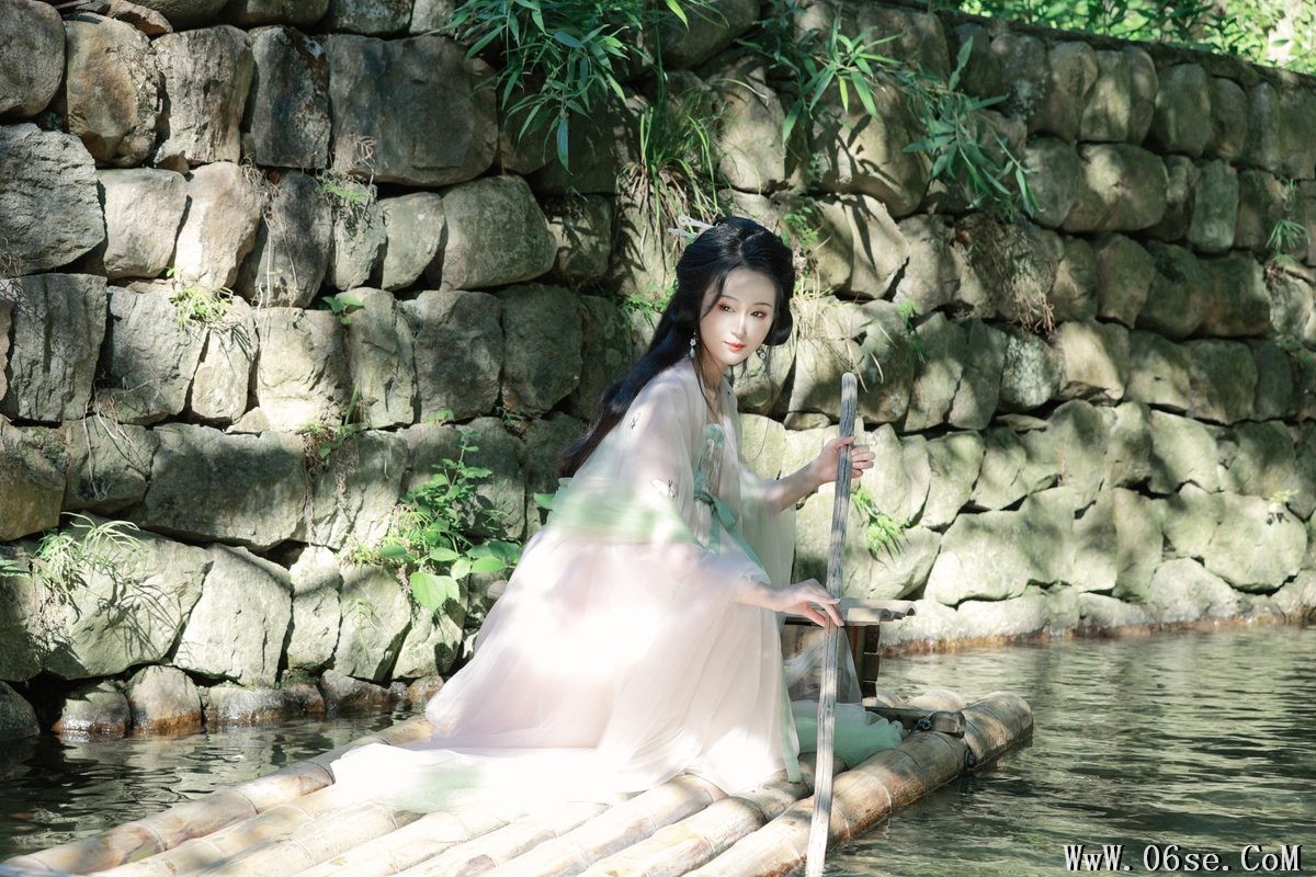 图片[4]-YiTuYu艺图语 Vol.3667 A Tong[30P]-六色网