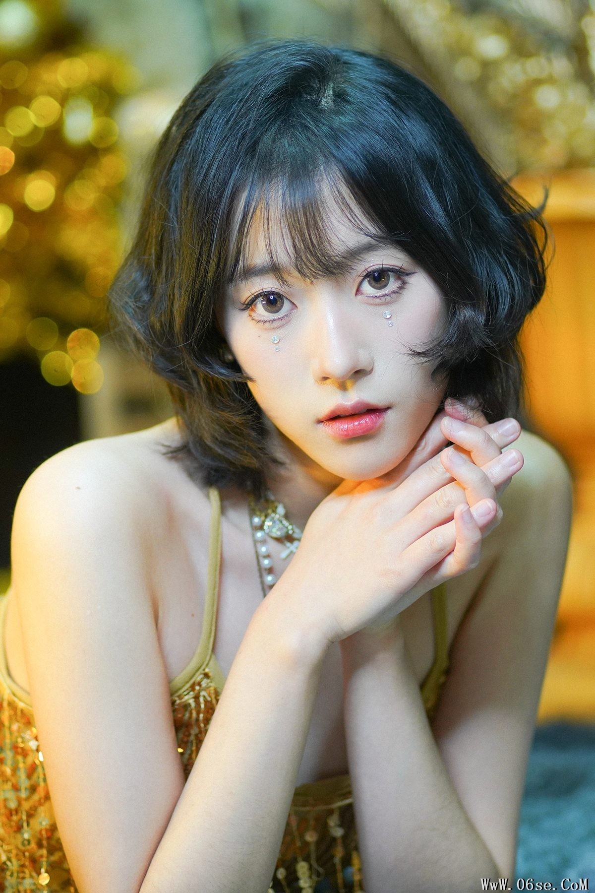 YiTuYu艺图语 Vol.3349 Wu Ke Xin keke[30P]-六色网