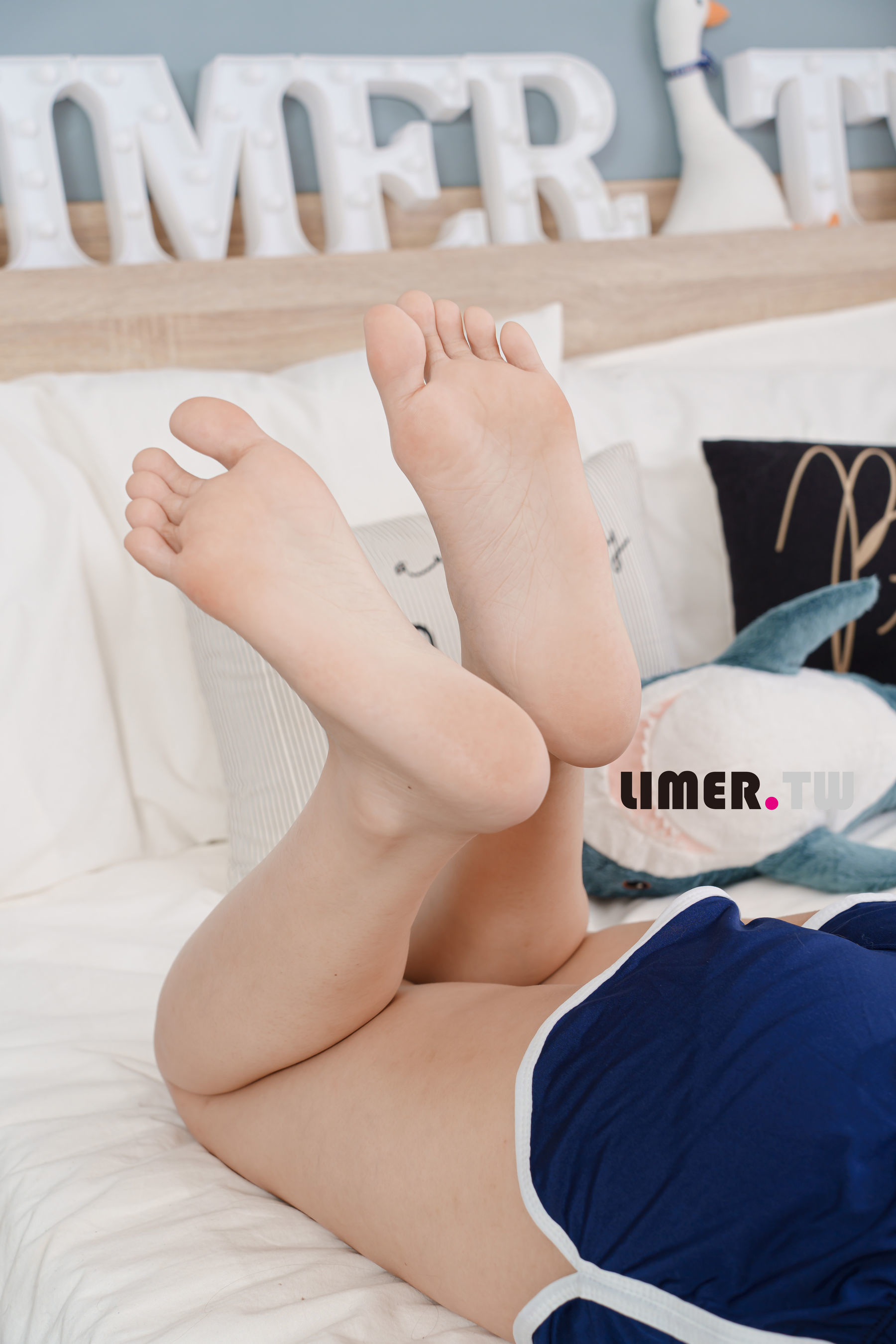 图片[38]-Limerence原创 No.090 7bao 体育服下 裸足＆白丝[86P]-六色网