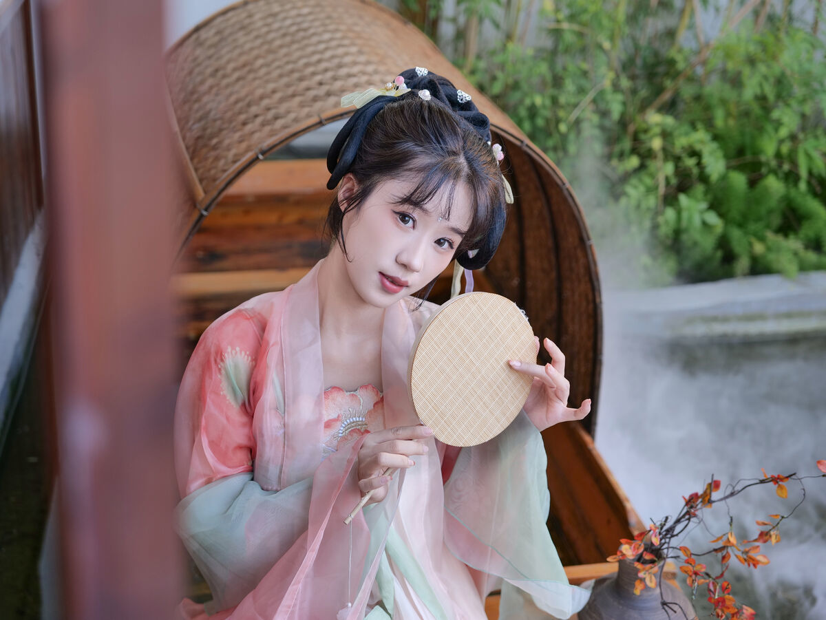 图片[22]-YiTuYu艺图语 Vol.6931 Tai Yang Du Du[24P]-六色网