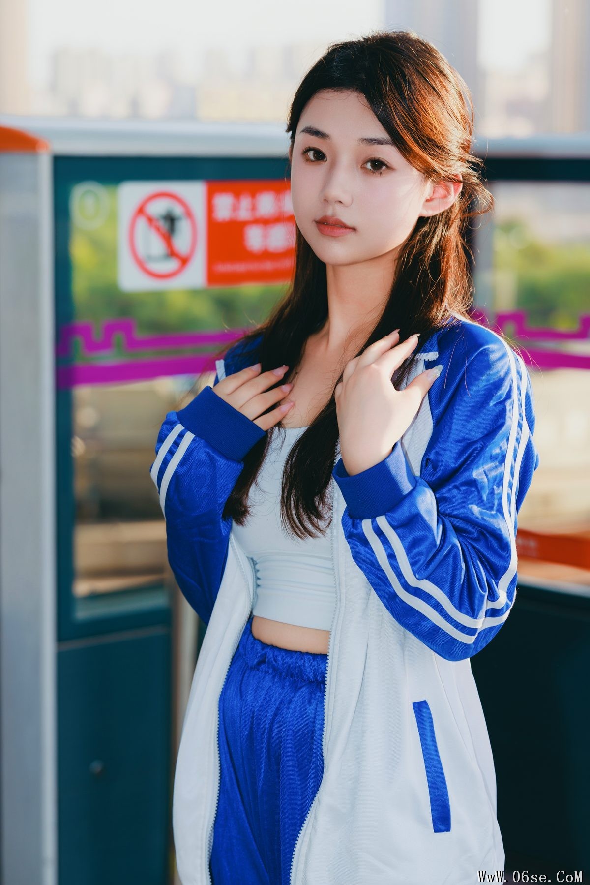 图片[24]-YiTuYu艺图语 Vol.4987 Pei Tong Xue[28P]-六色网