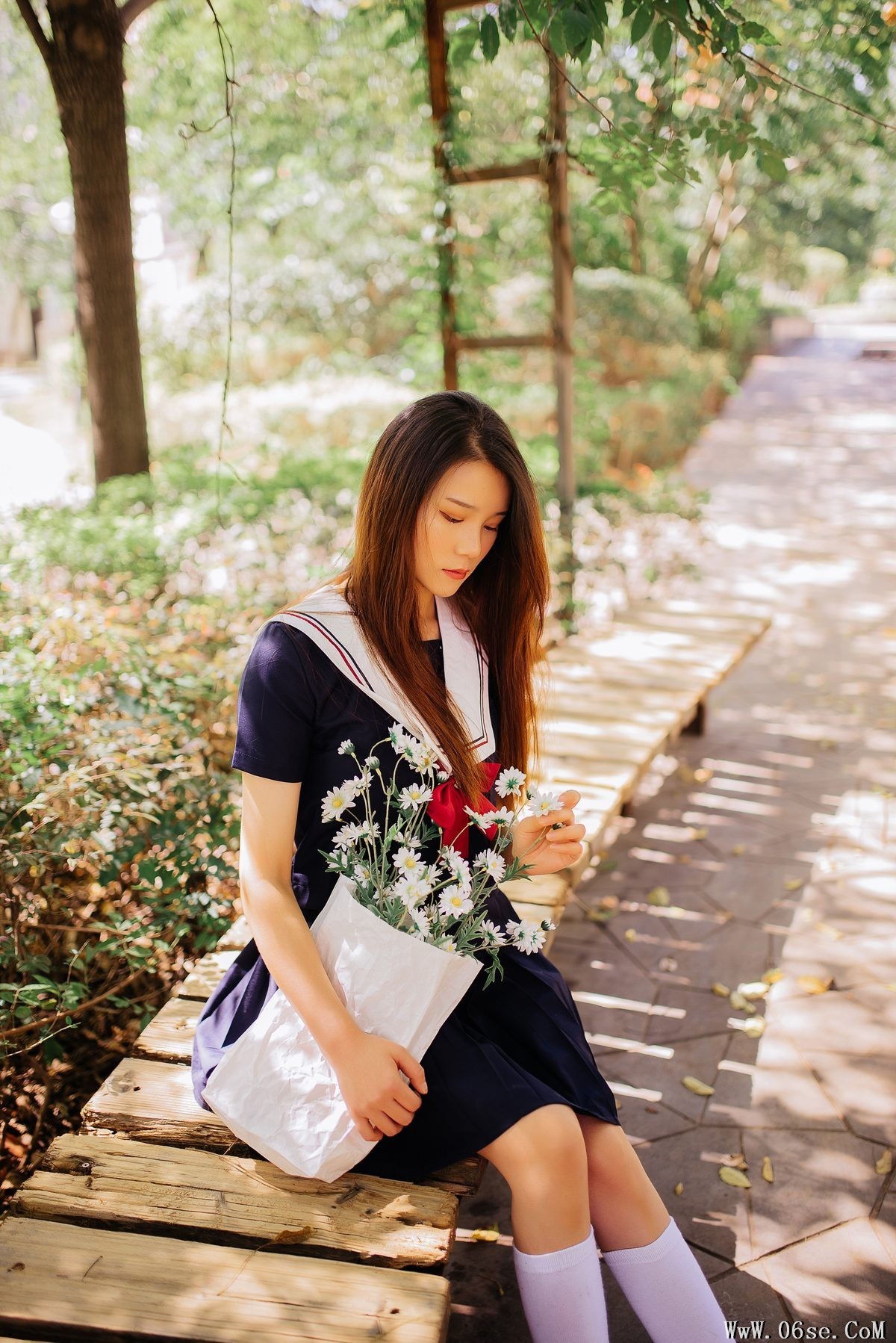 图片[16]-YiTuYu艺图语 Vol.6102 Yi Tuo Fei Rou VV[23P]-六色网
