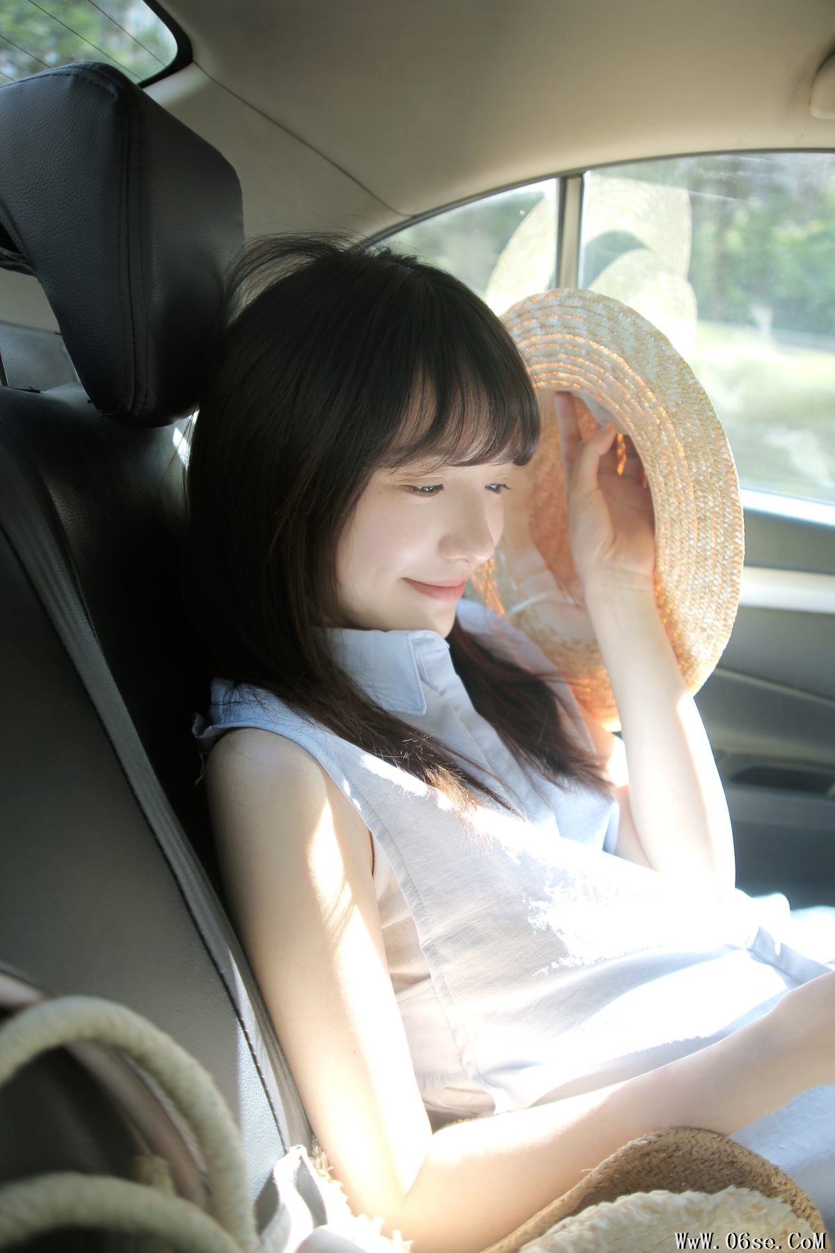 图片[29]-YiTuYu艺图语 Vol.3217 Yang Xi[33P]-六色网