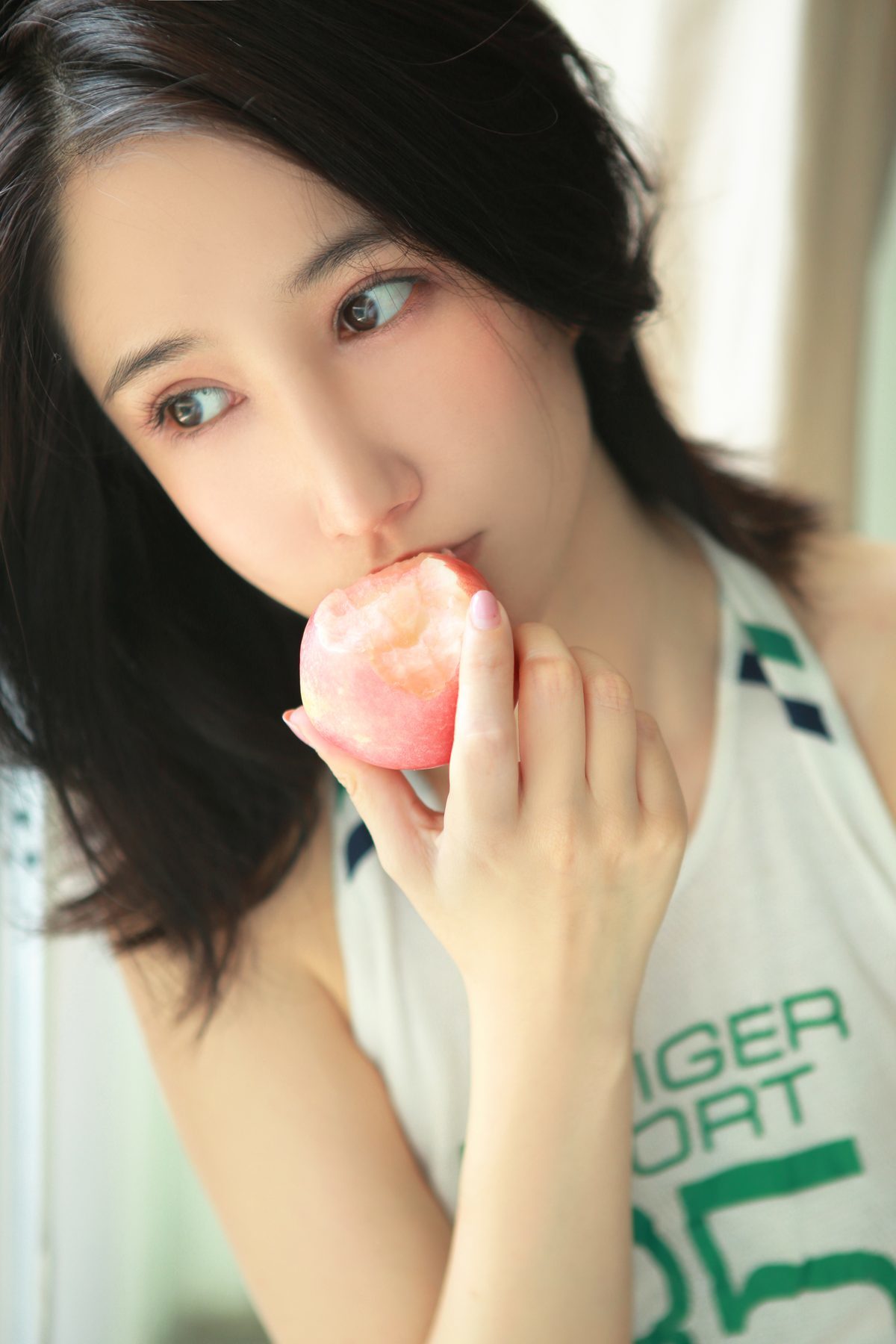 图片[17]-YiTuYu艺图语 Vol.3383 Qian[23P]-六色网