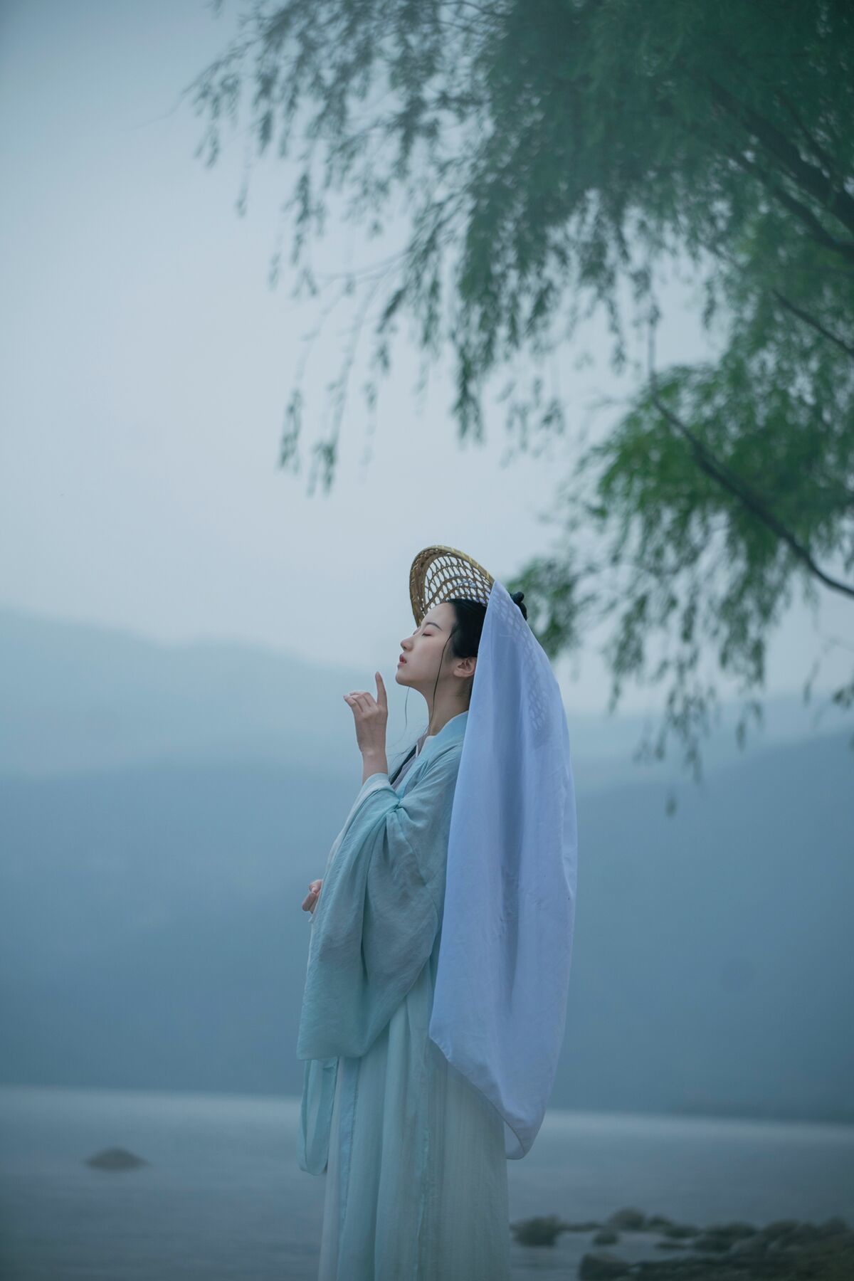 图片[19]-YiTuYu艺图语 Vol.7010 Zhou Mi Fan[24P]-六色网