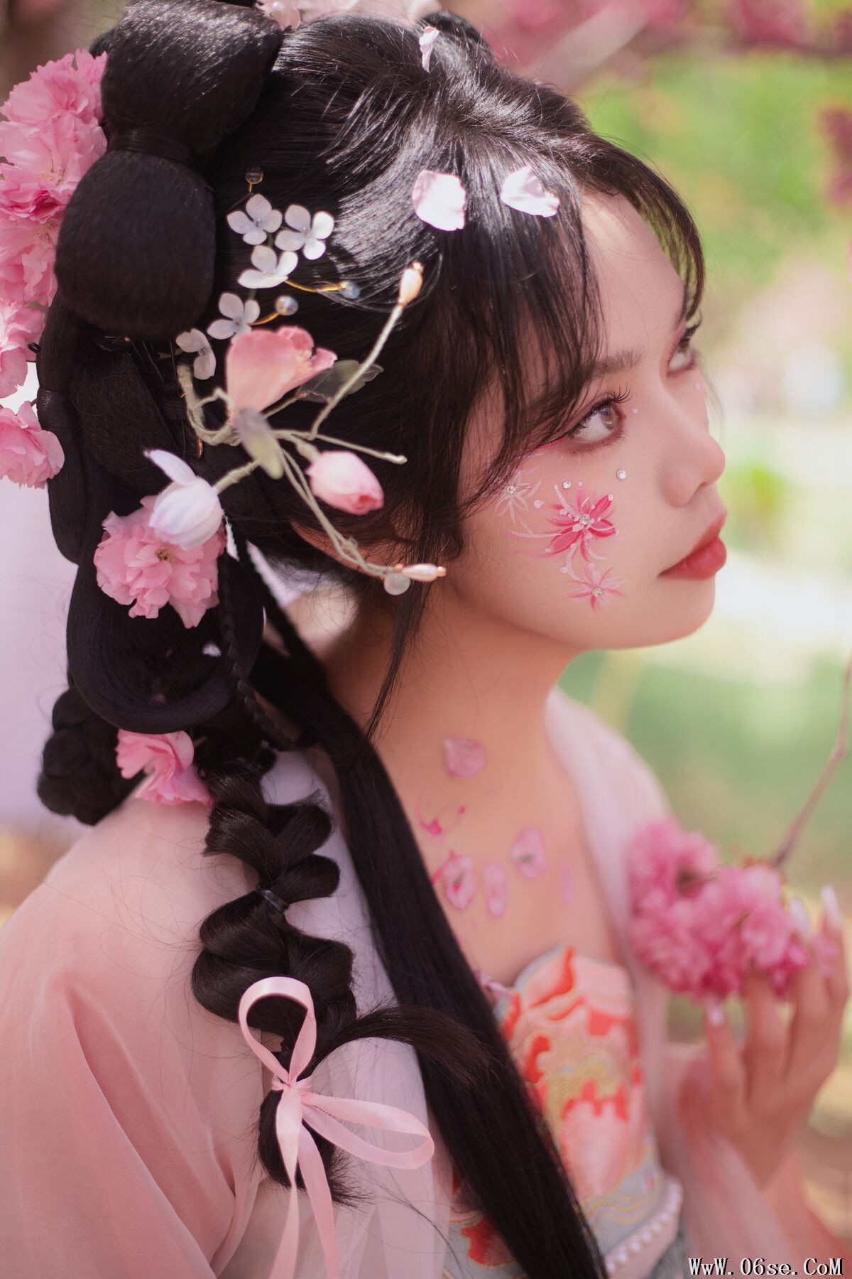 图片[21]-YiTuYu艺图语 Vol.7087 Wan Yi[27P]-六色网