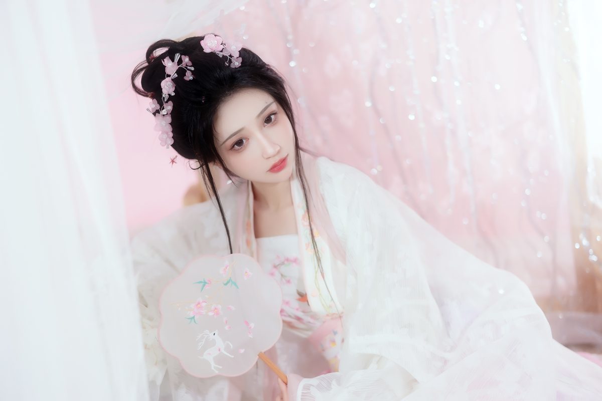图片[24]-YiTuYu艺图语 Vol.3822 Qi Luo Sheng De Xiao Su Su[25P]-六色网