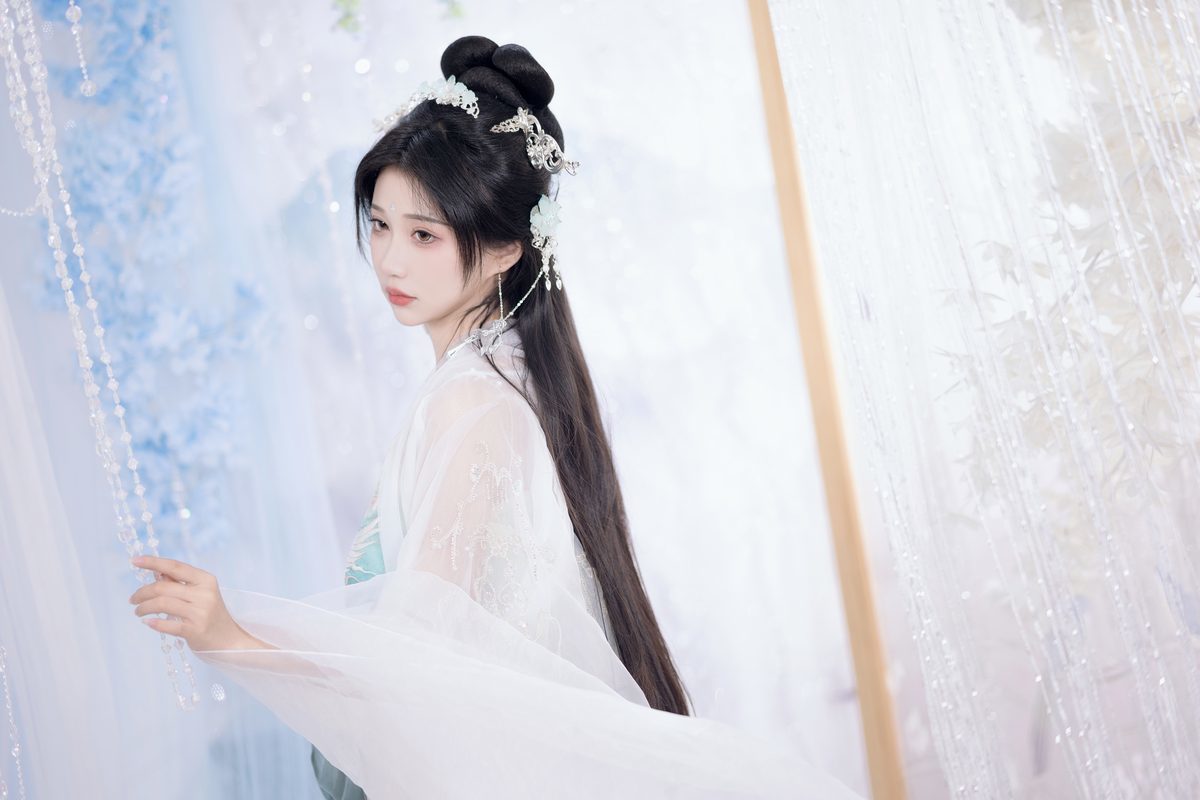 图片[5]-YiTuYu艺图语 Vol.5343 Qi Luo Sheng De Xiao Su Su[26P]-六色网