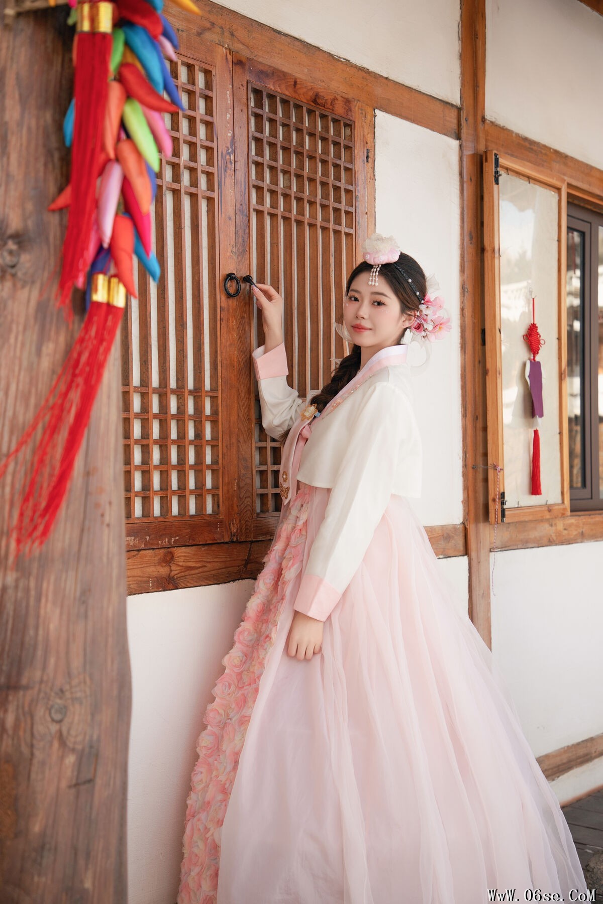 图片[18]-YiTuYu艺图语 Vol.7340 Fei Tian Xiao Mo Nu[35P]-六色网