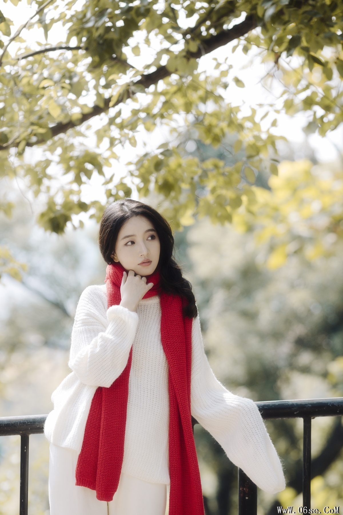 图片[23]-YiTuYu艺图语 Vol.3142 You Ling Hu Zi[47P]-六色网
