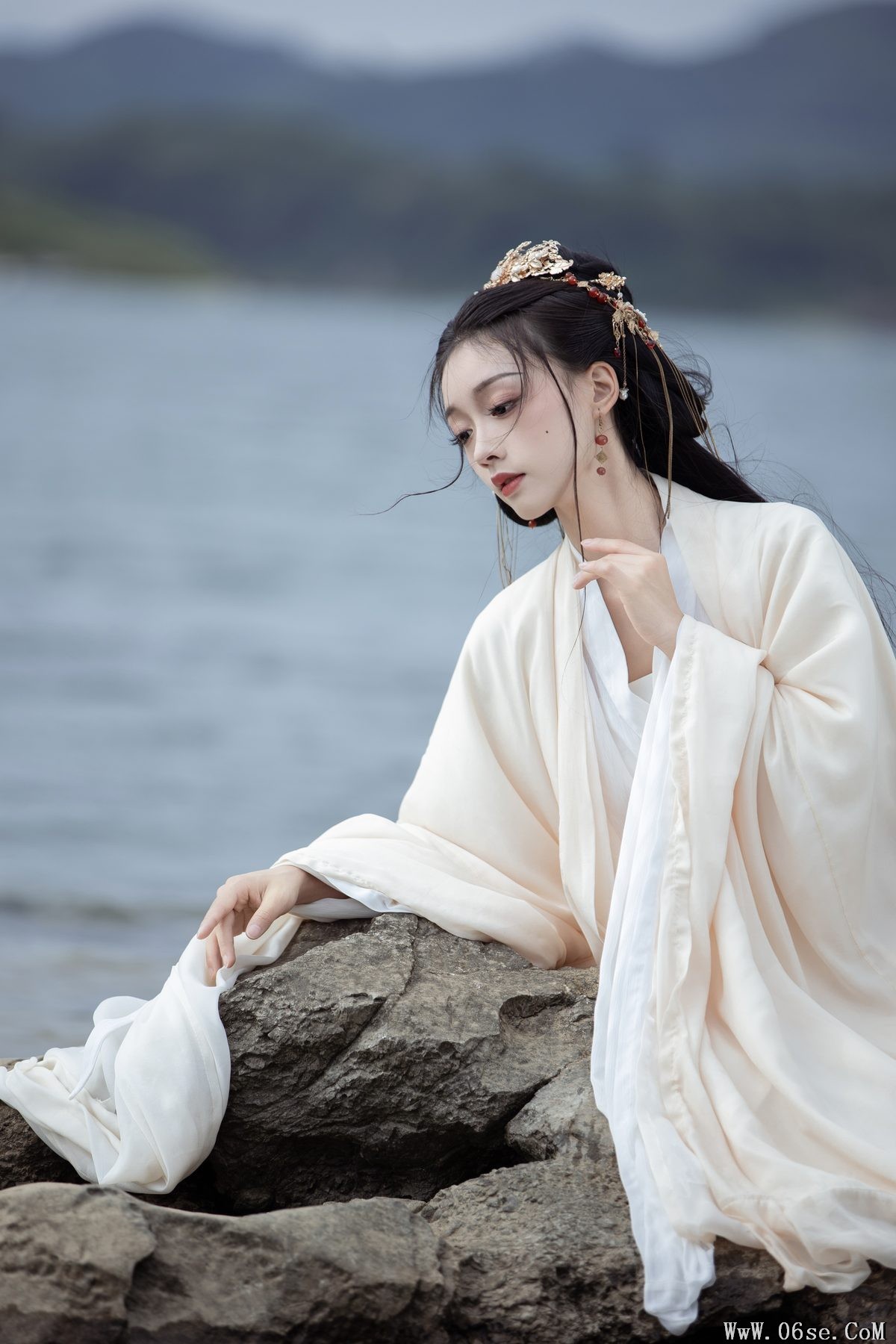 图片[35]-YiTuYu艺图语 Vol.6137 Qiqi[39P]-六色网