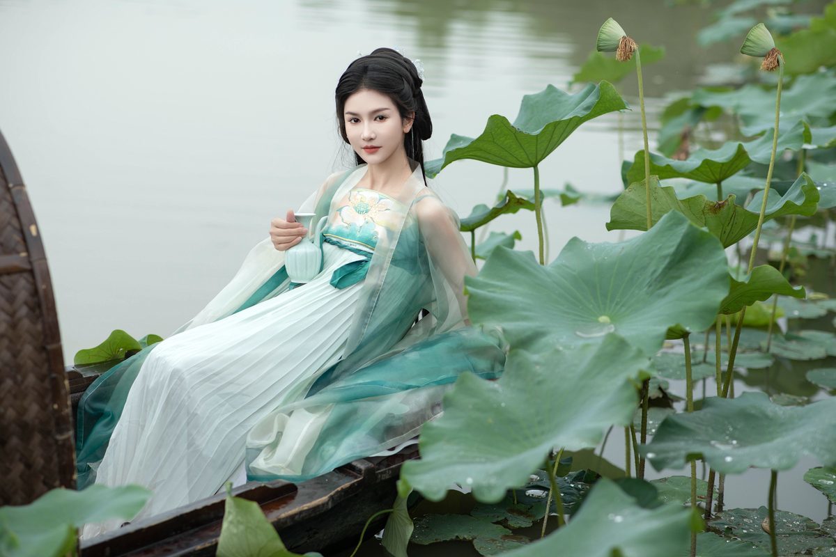 图片[18]-YiTuYu艺图语 Vol.5076 Ji Yi[23P]-六色网
