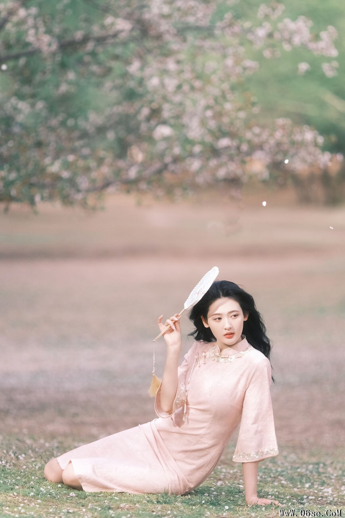 图片[25]-YiTuYu艺图语 Vol.6872 Wan Dou Que Ban Shao Nu[27P]-六色网