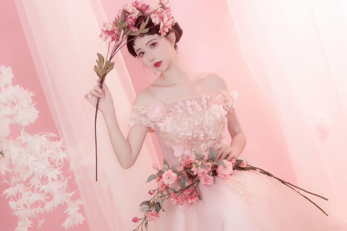图片[26]-YiTuYu艺图语 Vol.7107 Qi Luo Sheng De Xiao Su Su[28P]-六色网