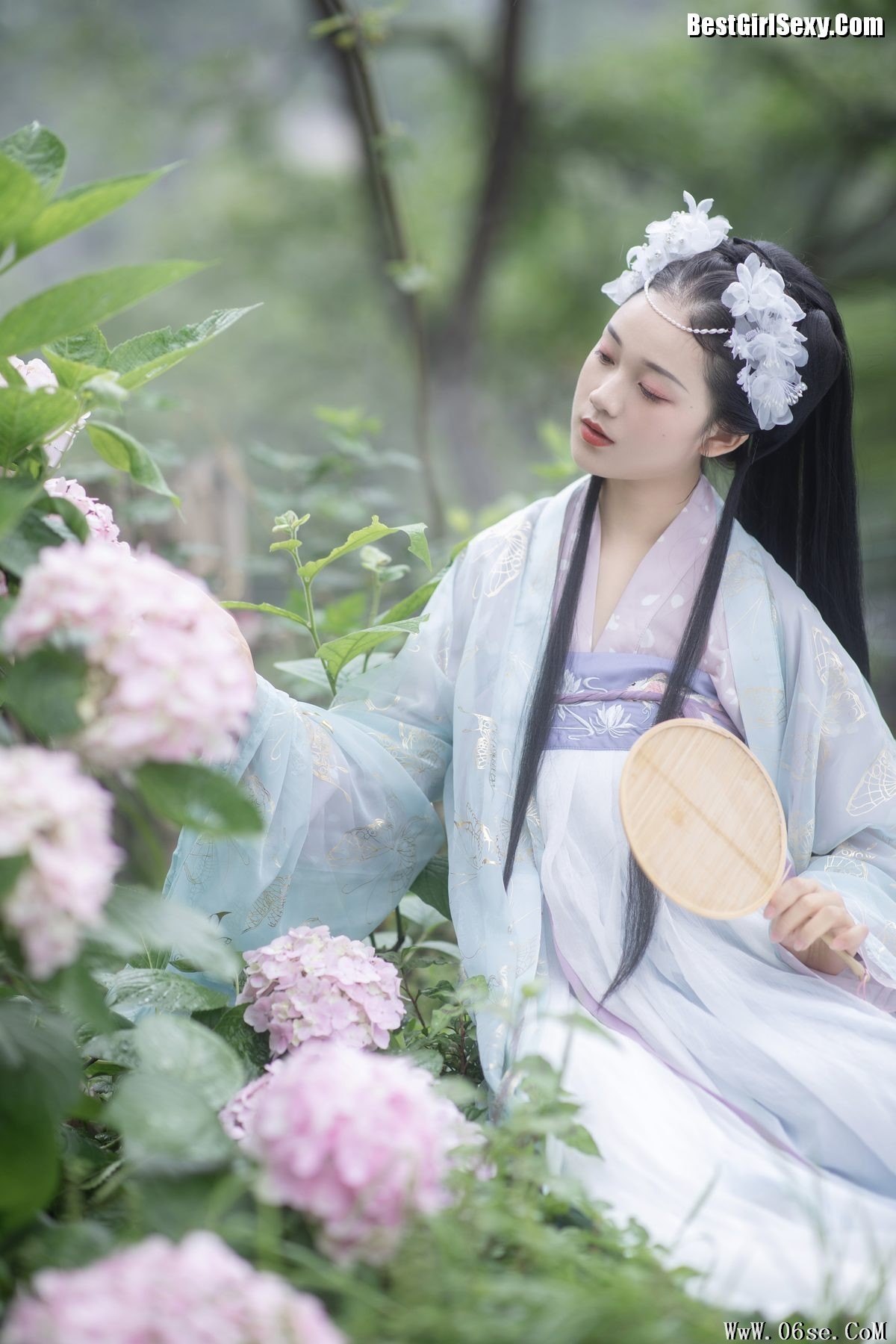 图片[20]-YiTuYu艺图语 Vol.4100 Qiu Da Da[36P]-六色网