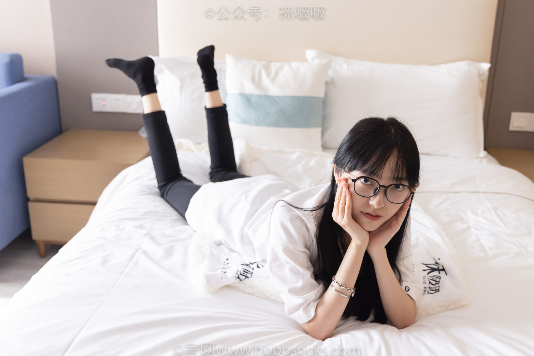 图片[123]-BoBoSocks袜啵啵 No.055 稚予-斯凯奇运动鞋、白棉袜、黑棉袜[139P]-六色网