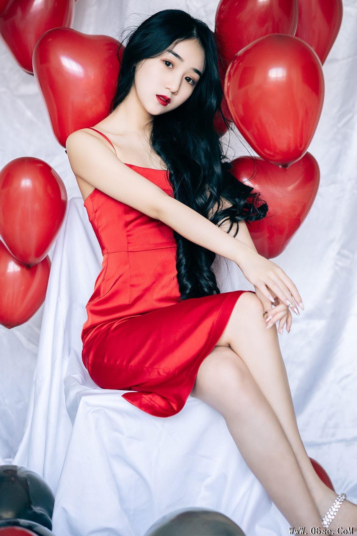 YiTuYu艺图语 Vol.4495 Yi Yu He Bao Dan[32P]-六色网