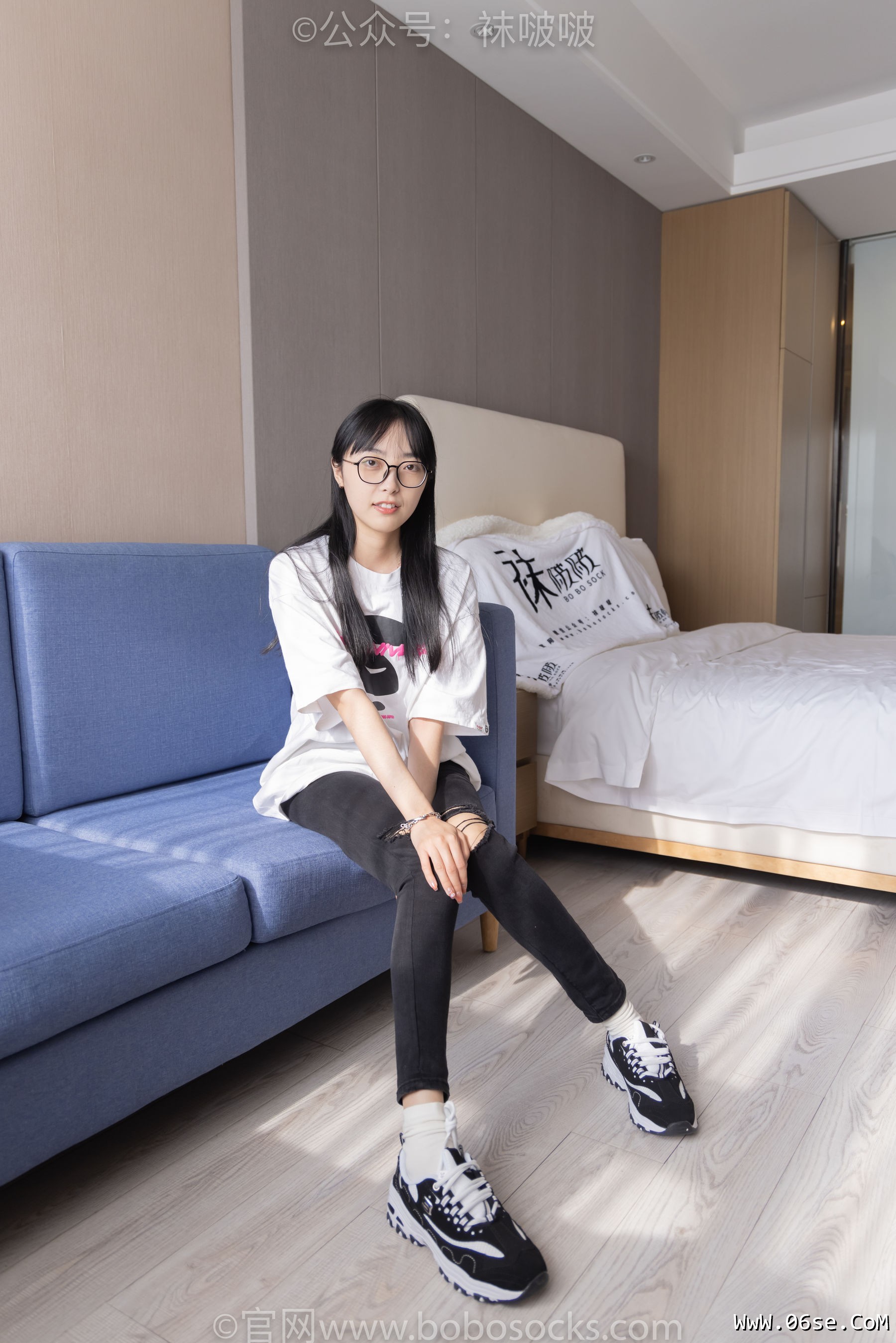 图片[41]-BoBoSocks袜啵啵 No.055 稚予-斯凯奇运动鞋、白棉袜、黑棉袜[139P]-六色网