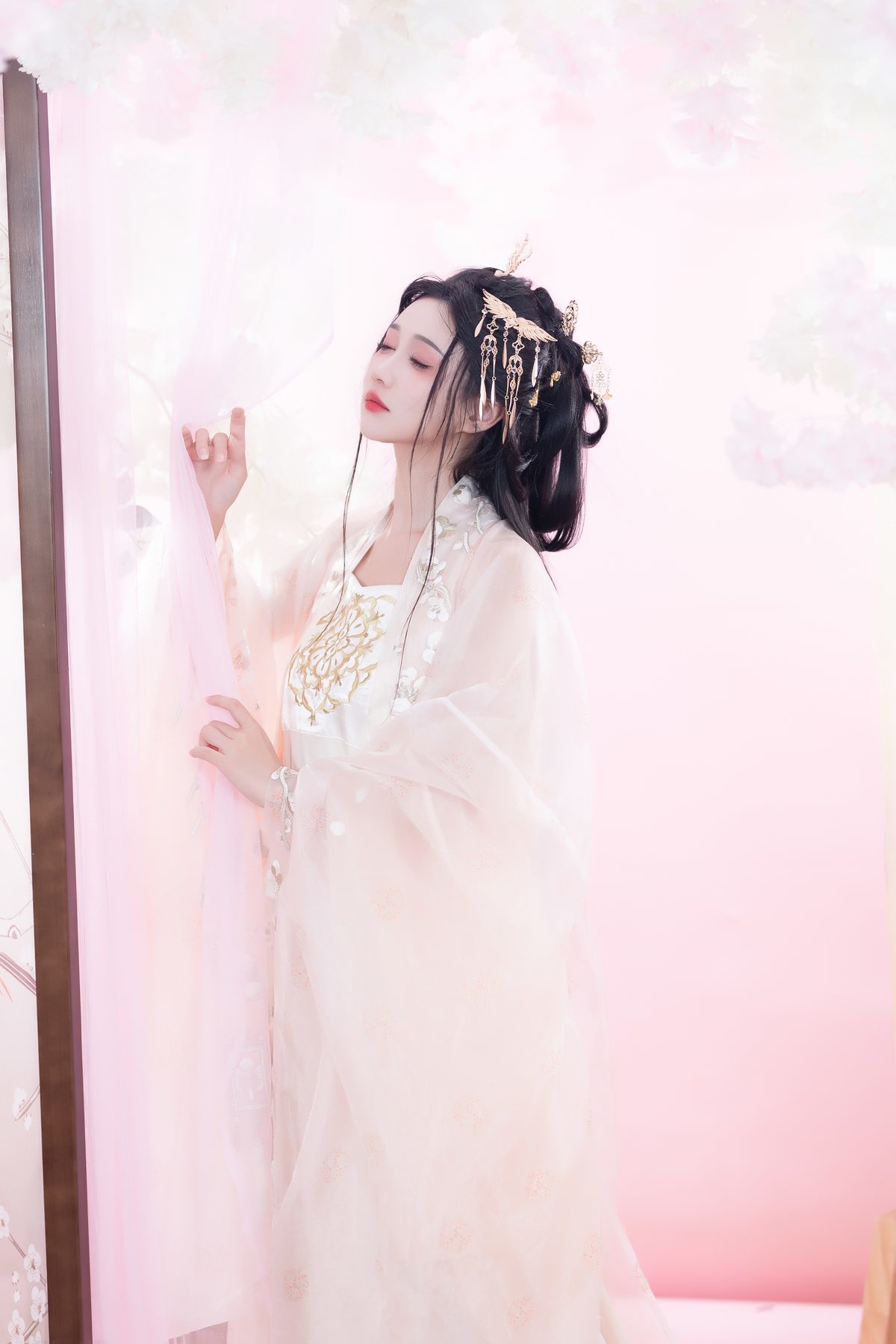 图片[15]-YiTuYu艺图语 Vol.5561 Qi Luo Sheng De Xiao Su Su[28P]-六色网