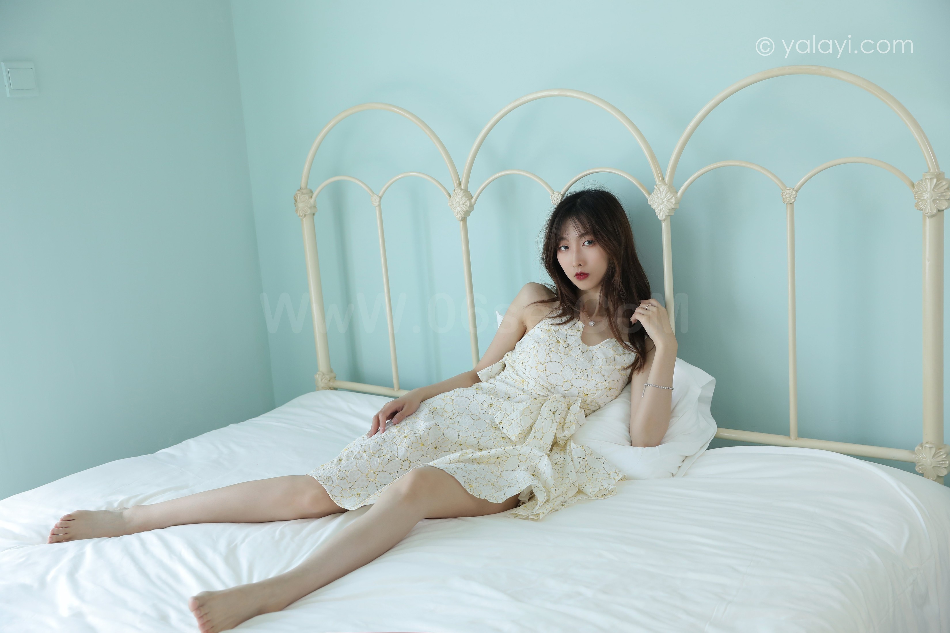 图片[13]-雅拉伊 – 佳佳《自由的孤独》[42P]-六色网