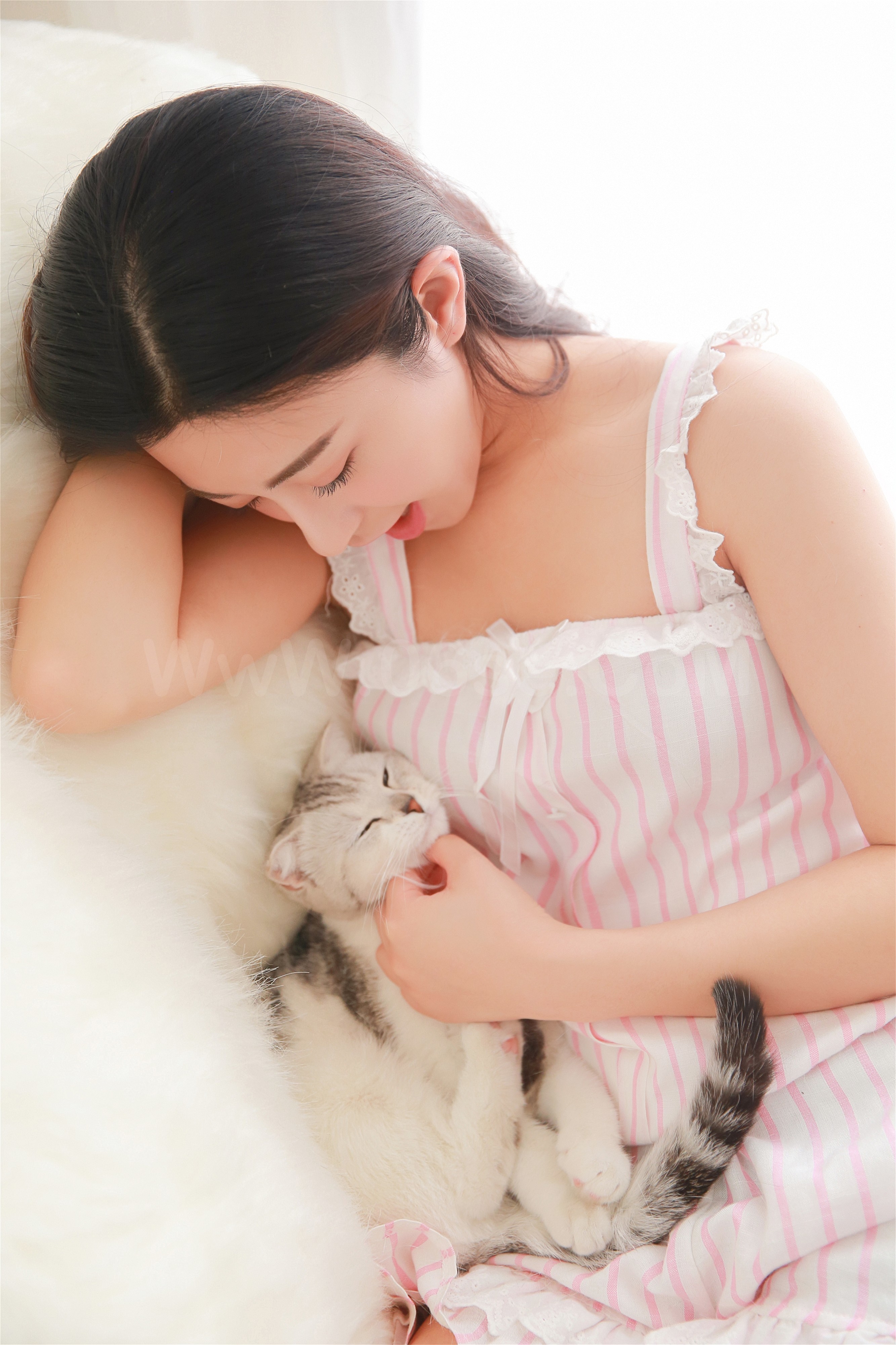 图片[6]-雅拉伊 – 《她的猫》[31P]-六色网