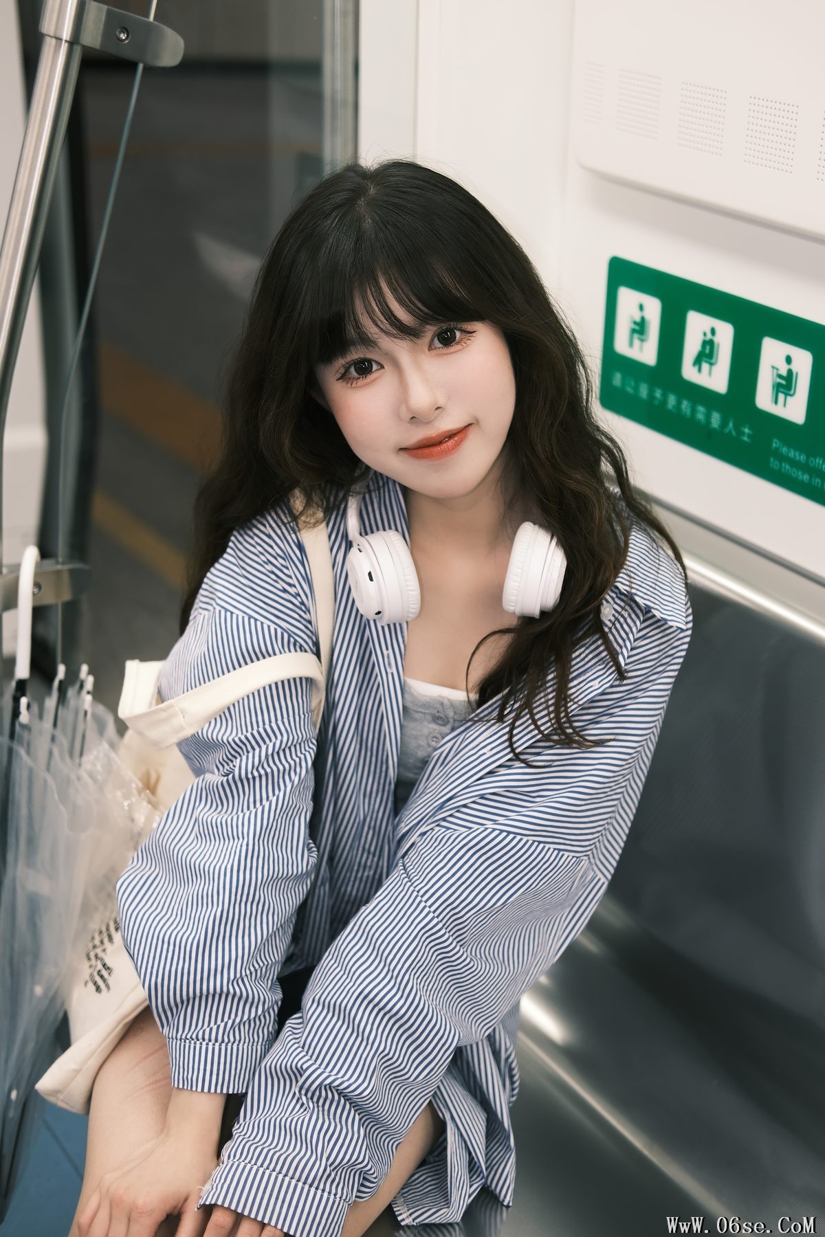 图片[14]-YiTuYu艺图语 Vol.5530 Lin Lin[24P]-六色网