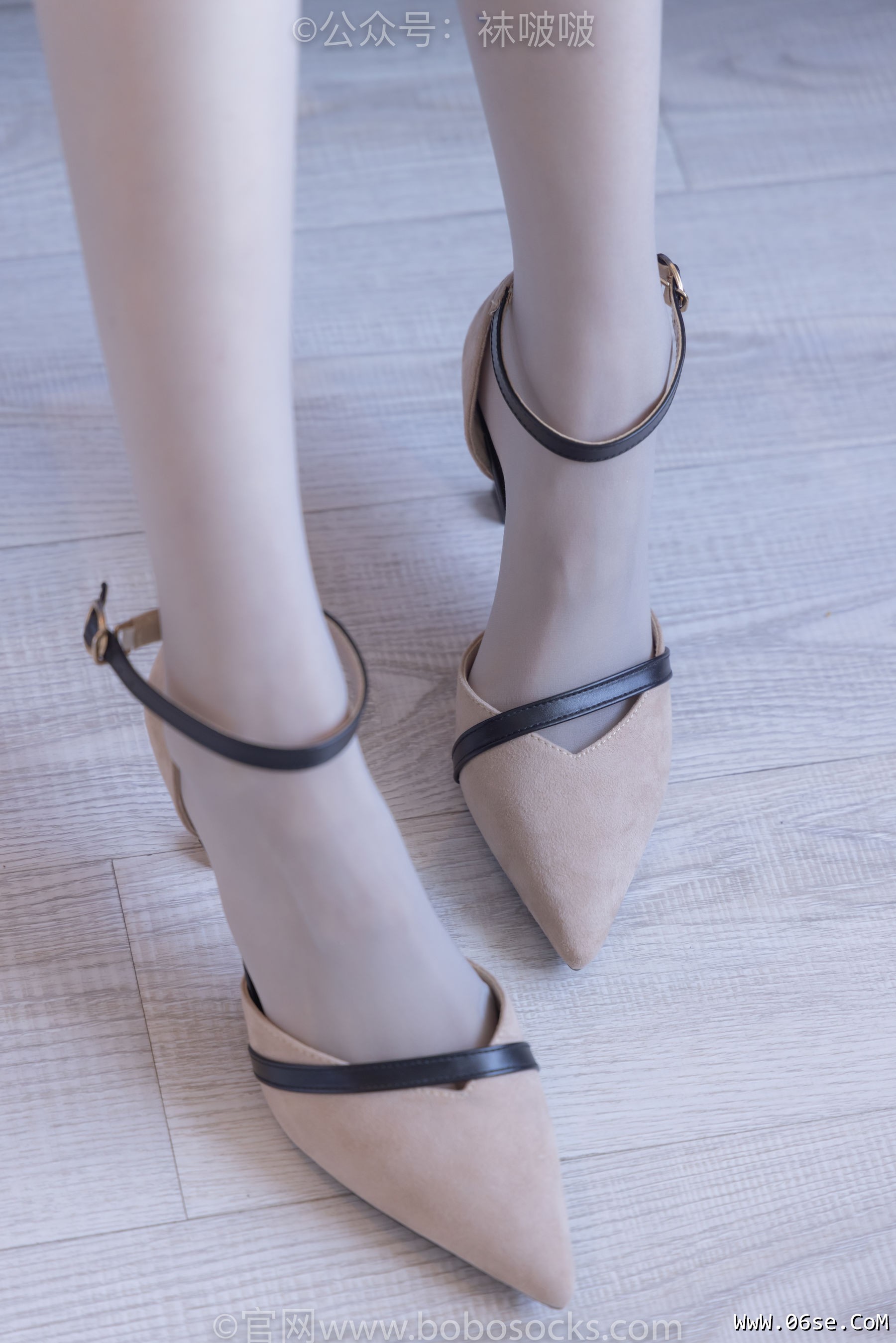 图片[10]-BoBoSocks袜啵啵 No.083 稚予-高跟鞋、凉鞋、白丝、裸足涂白色指甲油剧情[140P]-六色网