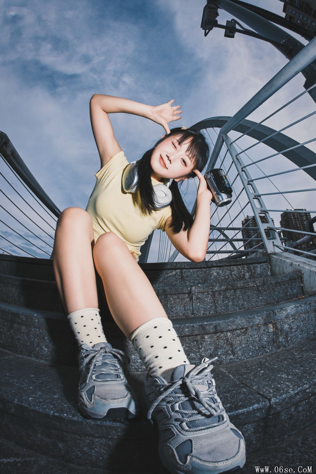 图片[25]-YiTuYu艺图语 Vol.7479 Rou Song Bao[26P]-六色网