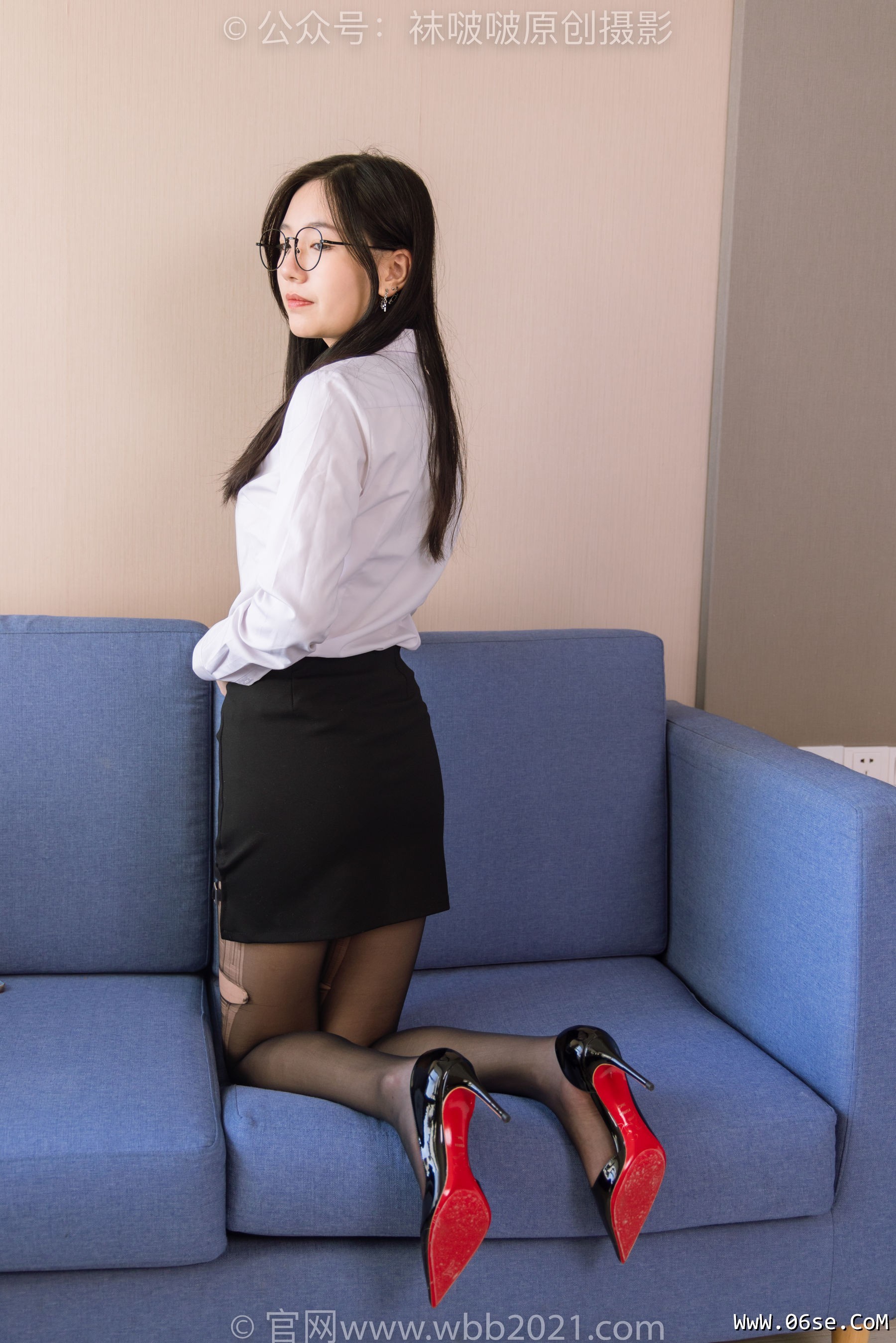 图片[69]-BoBoSocks袜啵啵 No.257 小甜豆 -高跟鞋、黑丝、ol制服、撕黑丝剧情[143P]-六色网