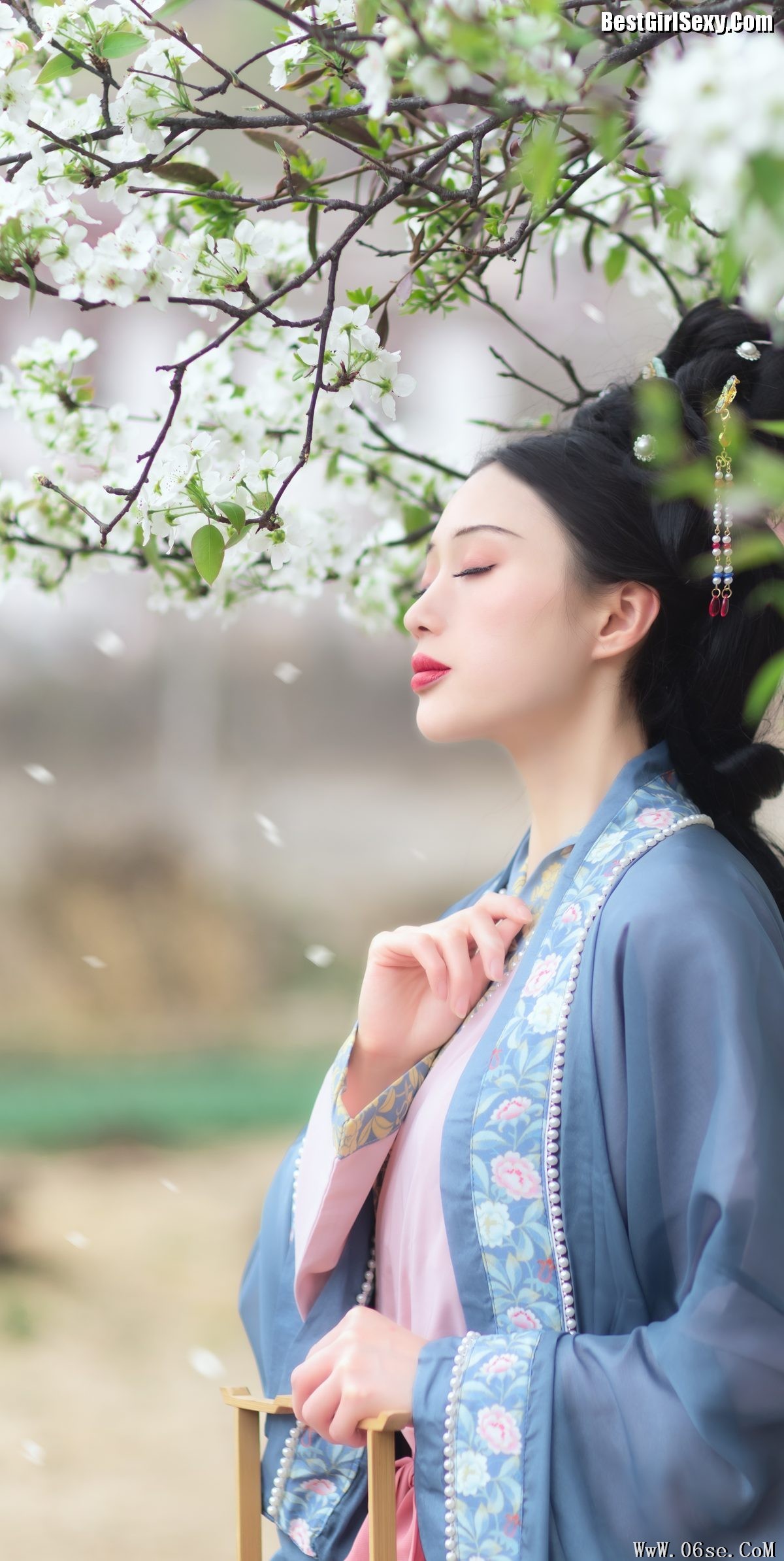 图片[21]-YiTuYu艺图语 Vol.3999 Wei Wei[43P]-六色网