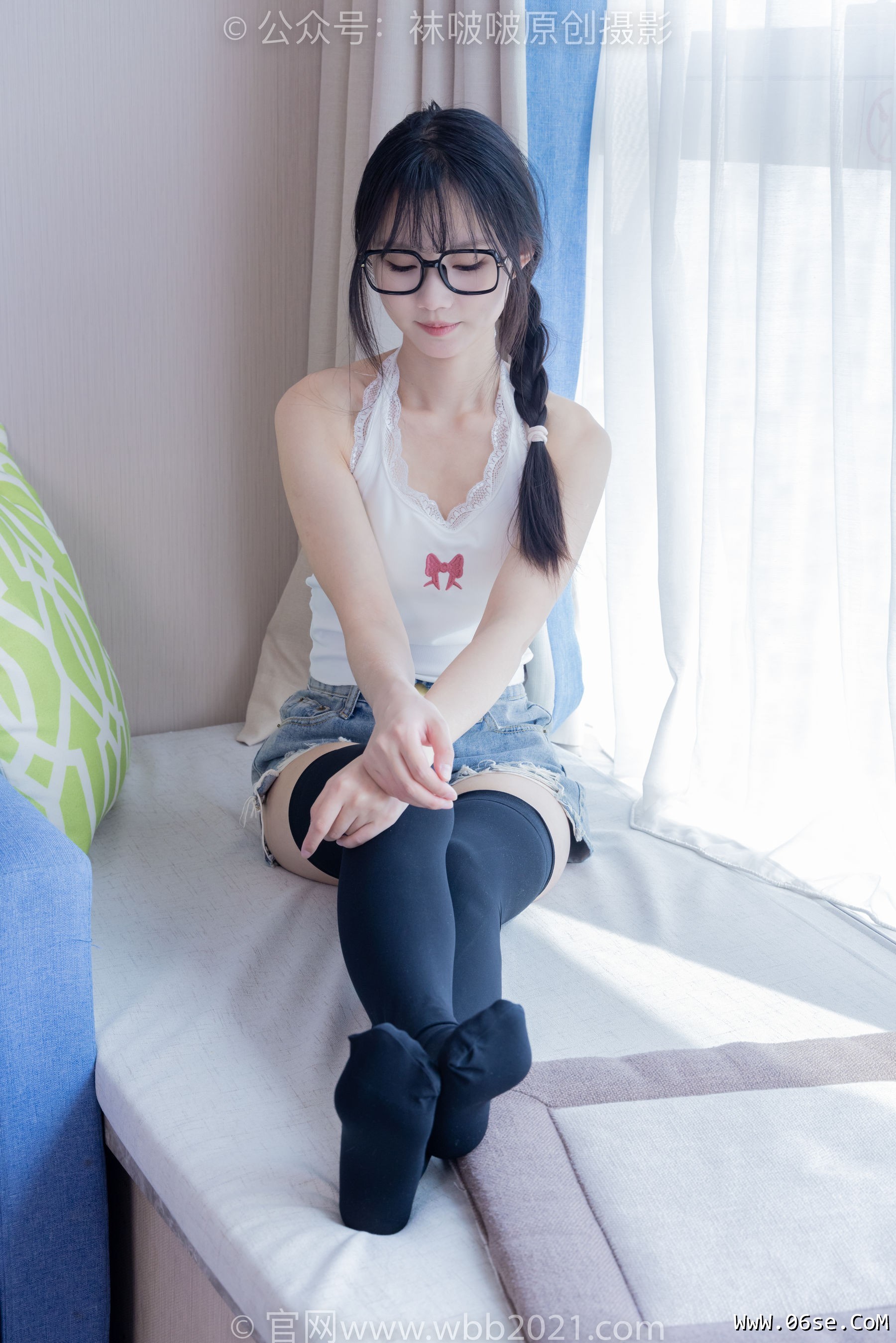 图片[81]-BoBoSocks袜啵啵 No.390 甜甜圈 -板鞋、厚黑丝大腿袜、厚白丝大腿袜[148P]-六色网