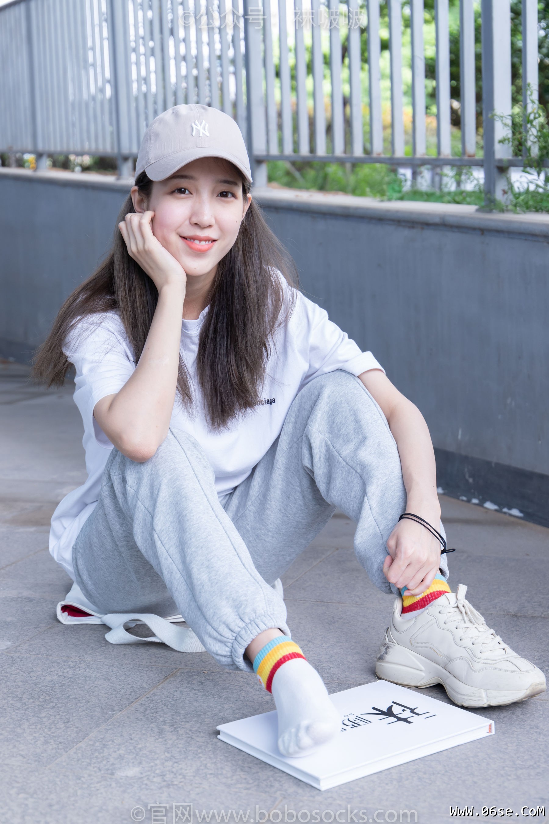 图片[48]-BoBoSocks袜啵啵 No.012 泡芙-运动鞋、白棉袜、裸足[132P]-六色网