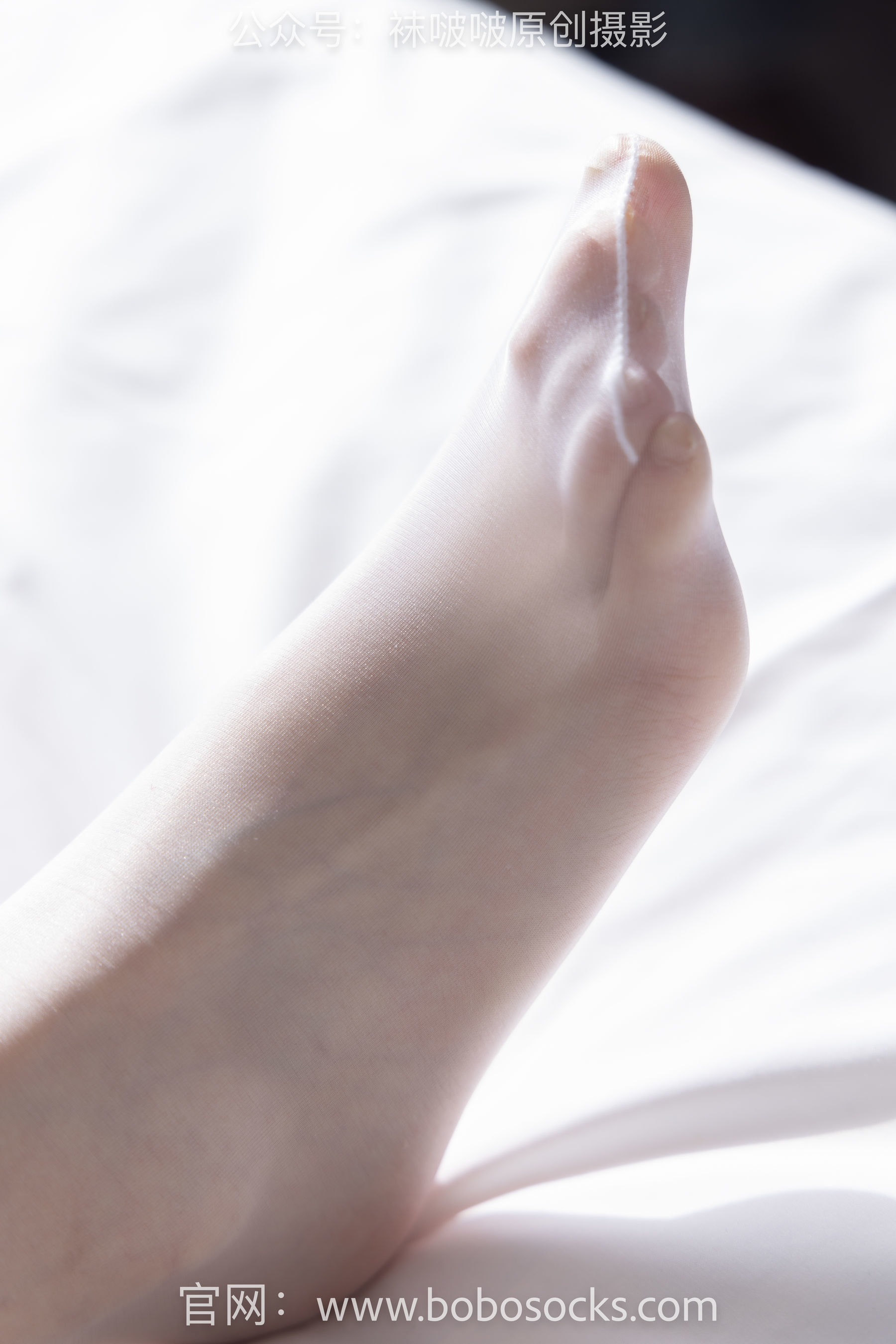图片[132]-BoBoSocks袜啵啵 No.153 小甜豆-华伦天奴高跟鞋、油亮肉丝、油亮白丝、圣诞服[140P]-六色网