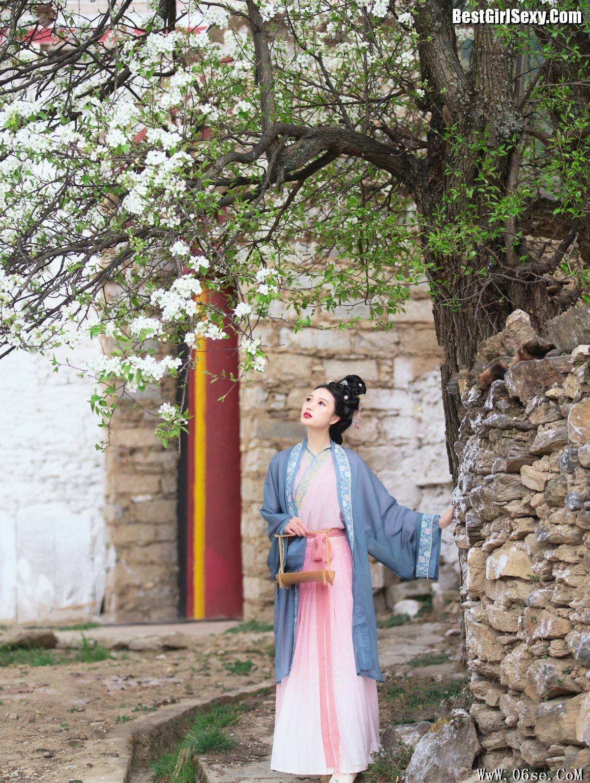 图片[25]-YiTuYu艺图语 Vol.3999 Wei Wei[43P]-六色网