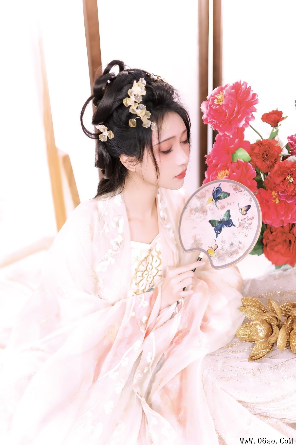 图片[20]-YiTuYu艺图语 Vol.3434 Qi Luo Sheng De Xiao Su Su[28P]-六色网