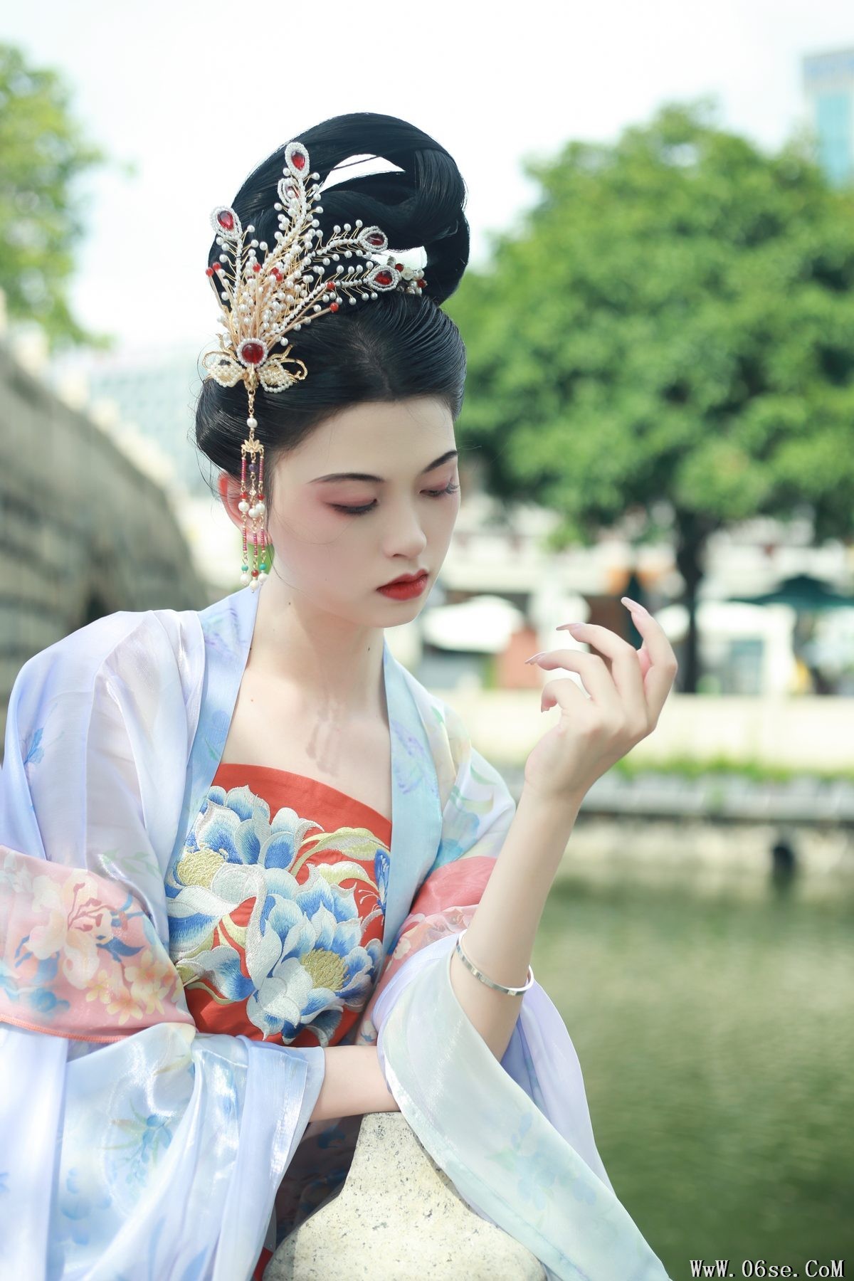 图片[21]-YiTuYu艺图语 Vol.5366 Nie Er[28P]-六色网