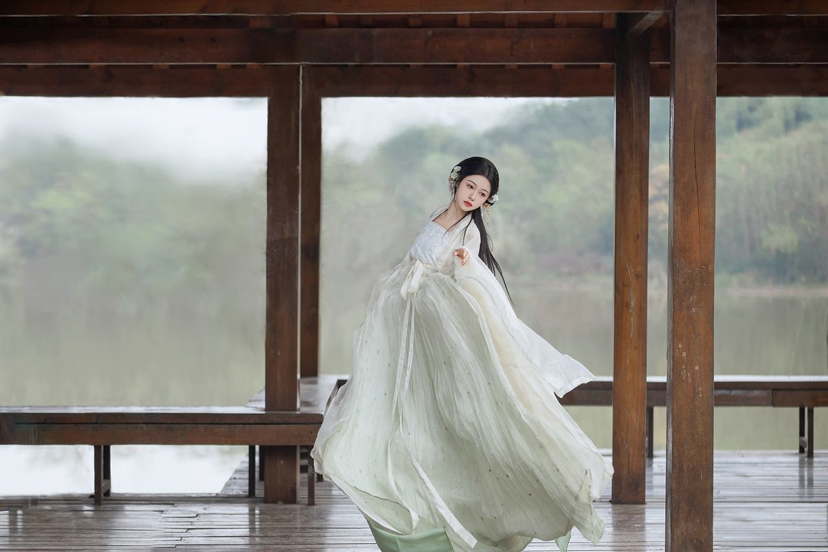 图片[6]-YiTuYu艺图语 Vol.3529 Li Yi Yi[23P]-六色网