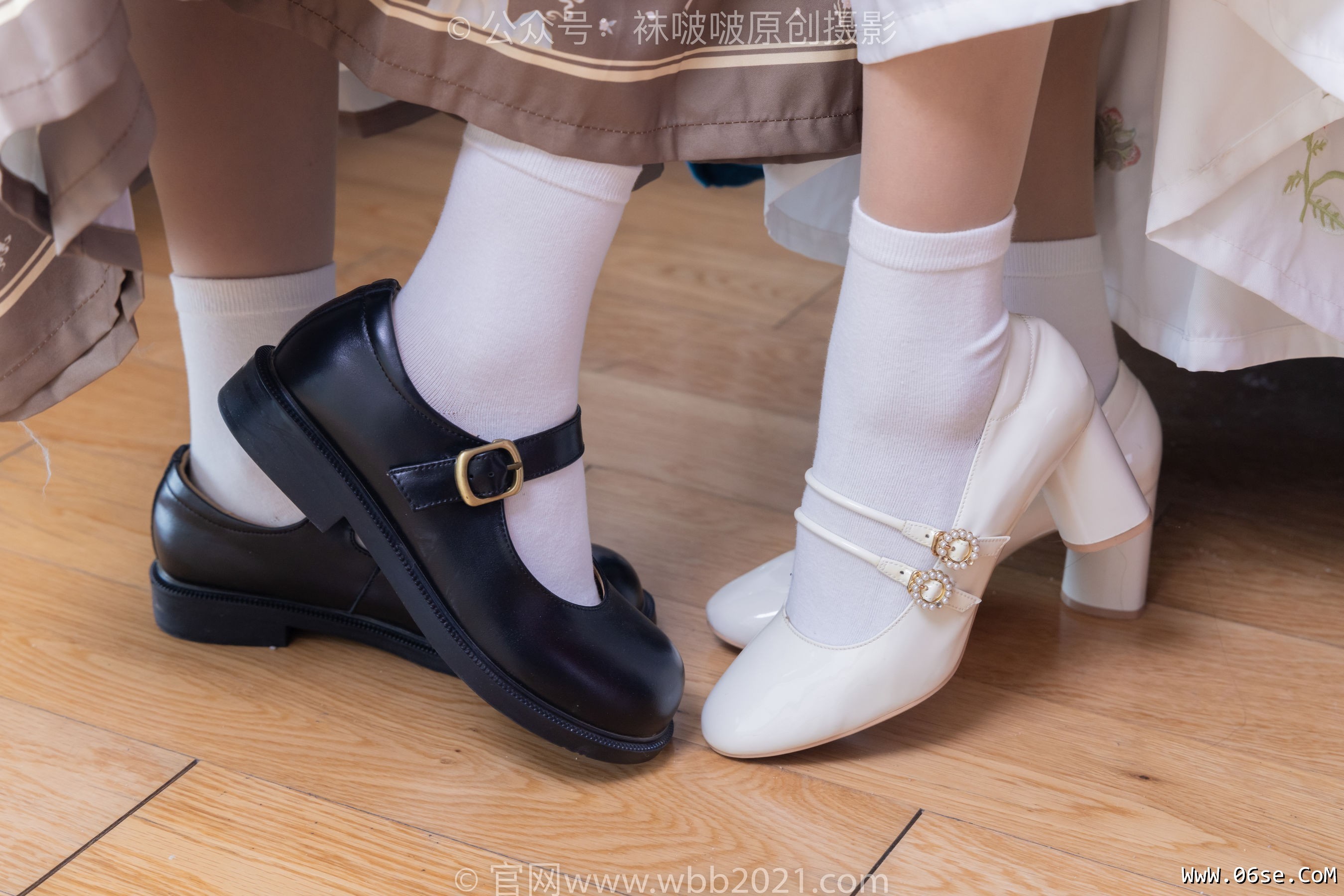 图片[78]-BoBoSocks袜啵啵 No.400 奶油&甜甜圈 -两双高跟鞋、白棉袜、肉丝[158P]-六色网