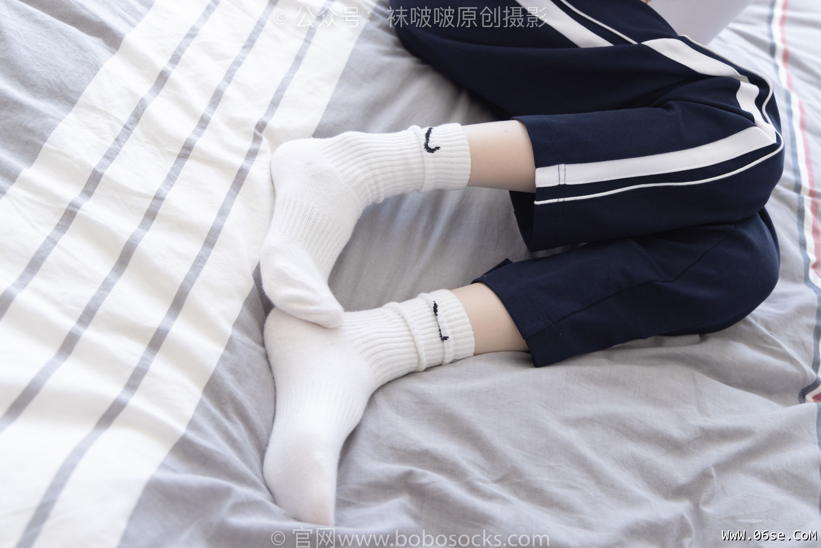 图片[102]-BoBoSocks袜啵啵 No.207 稚予 -aj板鞋、白棉袜、油亮白丝、校服裤里丝[140P]-六色网