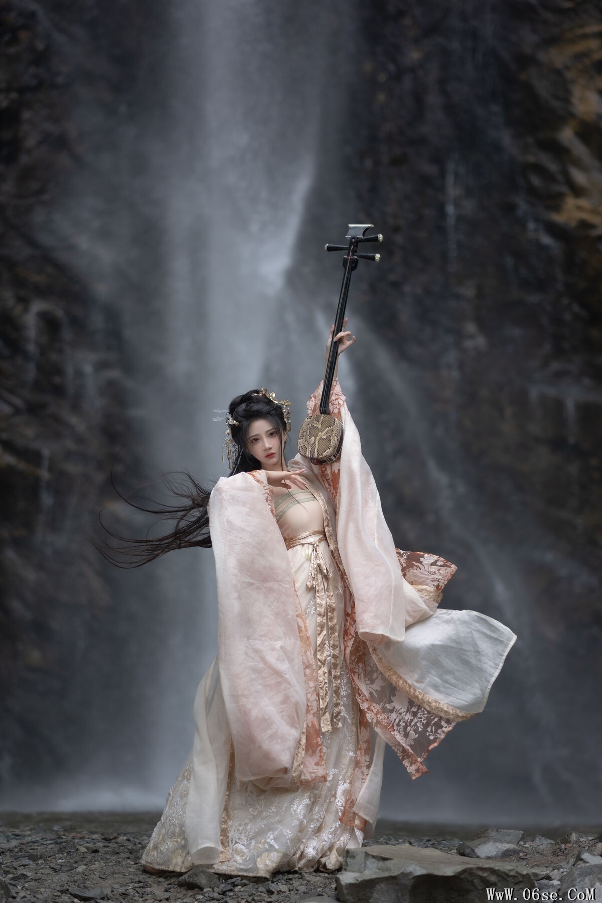 图片[9]-YiTuYu艺图语 Vol.6314 Qi Luo Sheng De Xiao Su Su[27P]-六色网