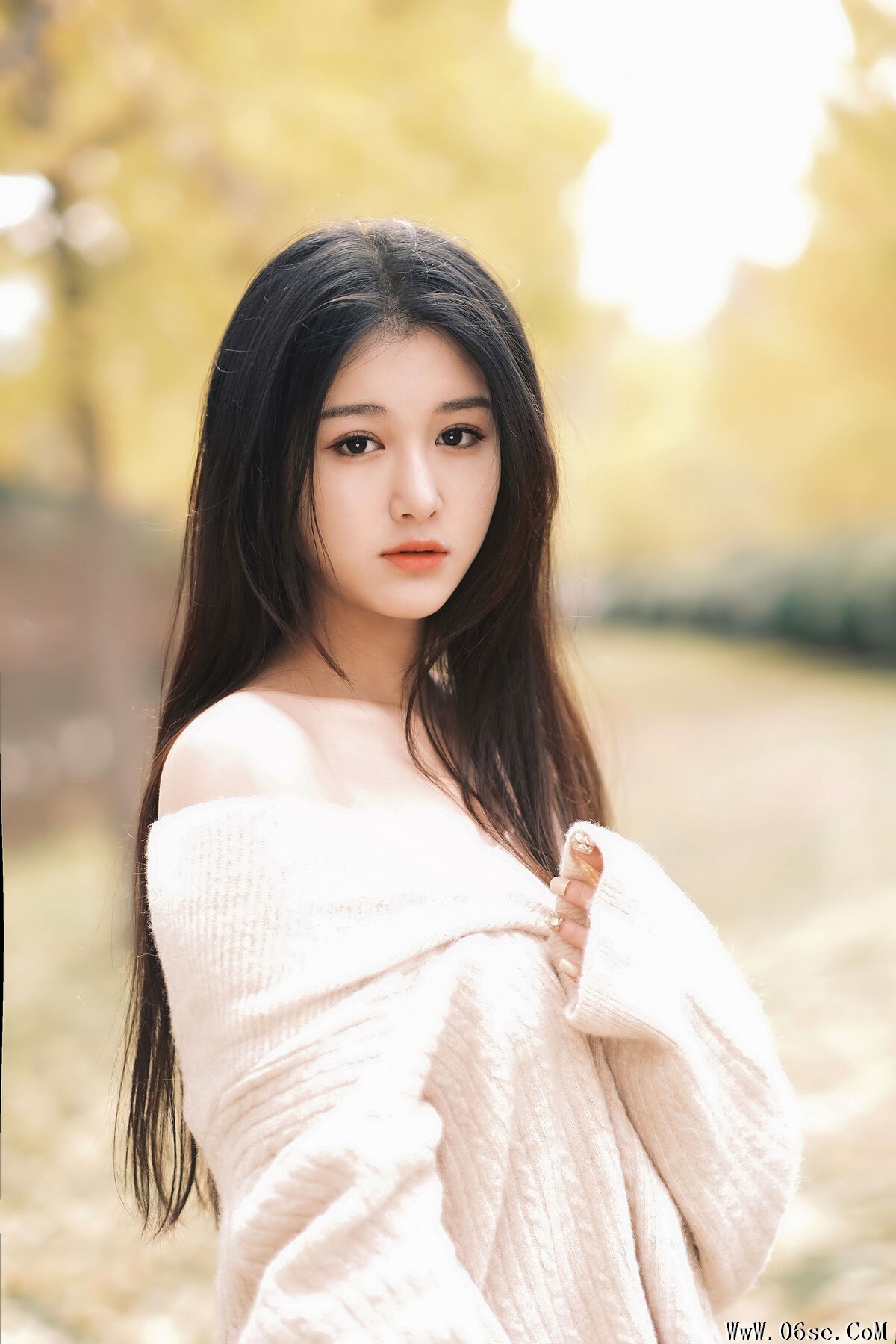 图片[4]-YiTuYu艺图语 Vol.6506 Shang Yi Han Momooly[21P]-六色网